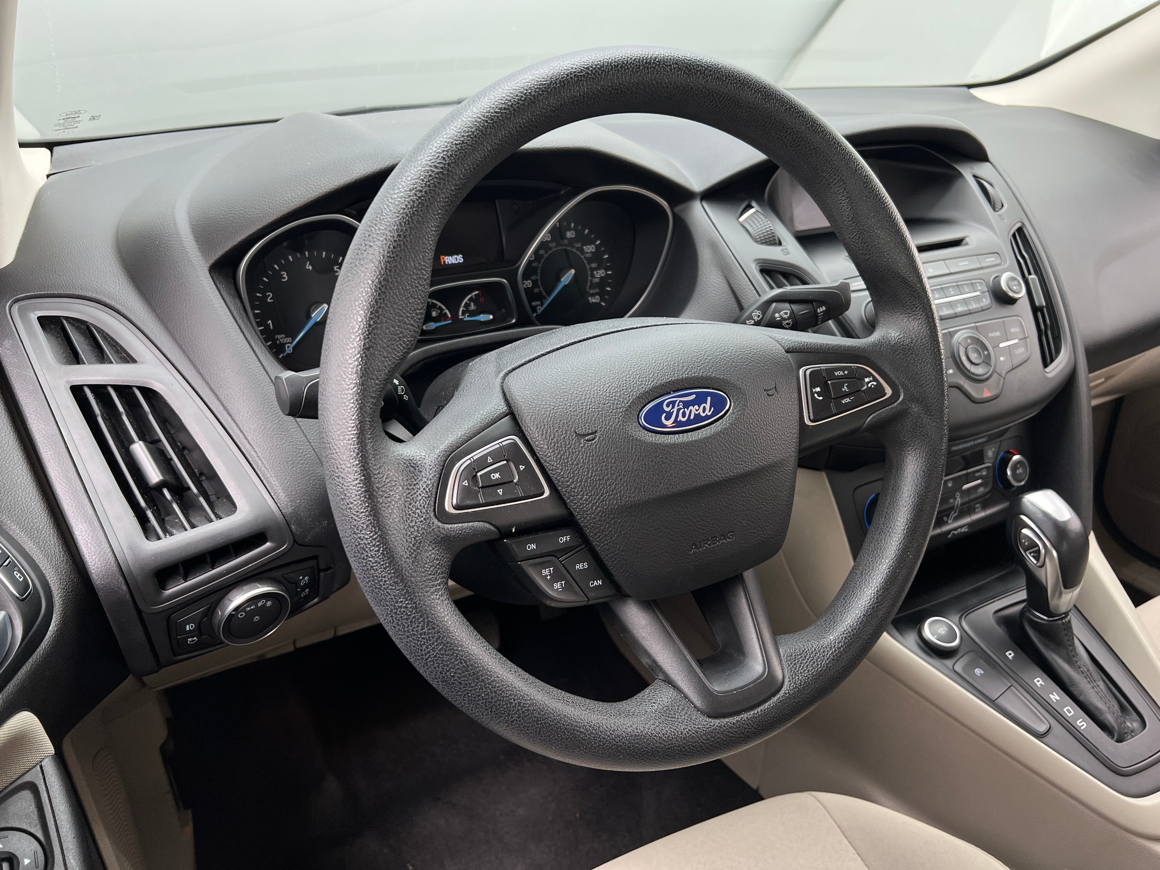 2016 Ford Focus SE 5