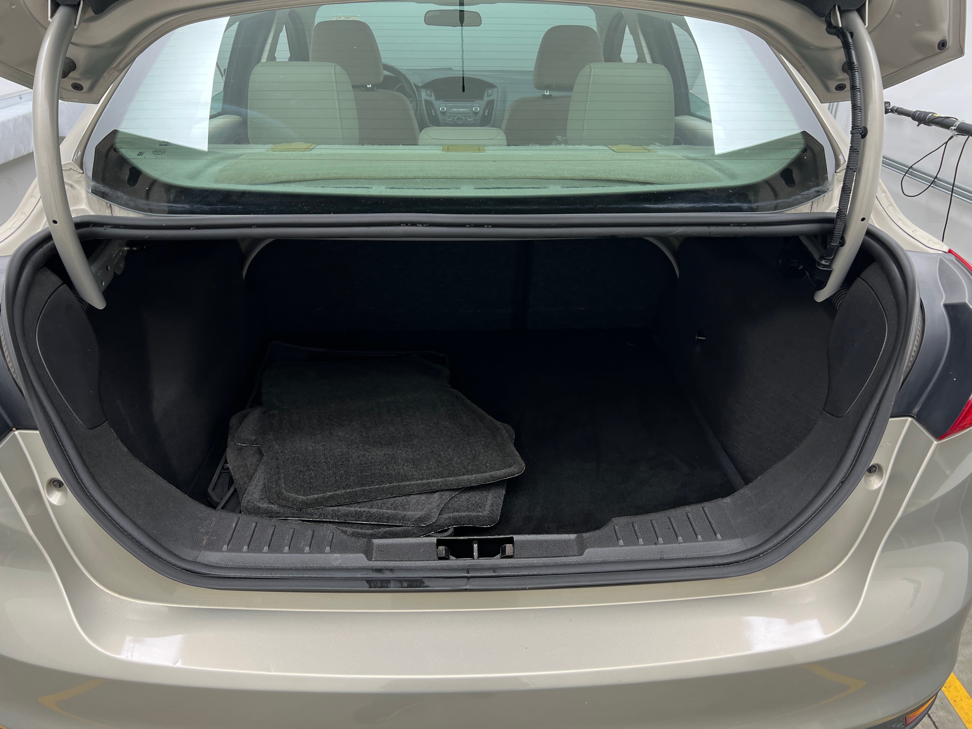 2016 Ford Focus SE 7