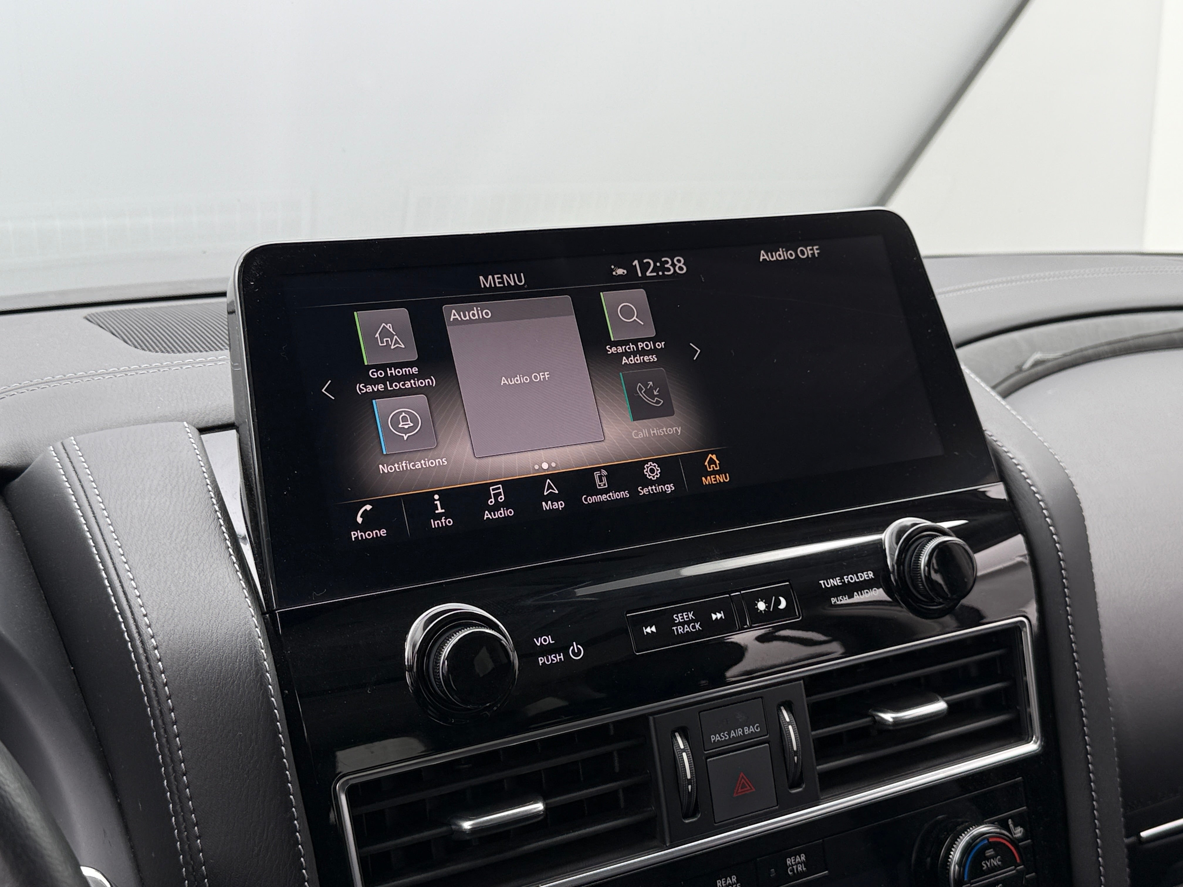 2024 INFINITI QX80 Luxe 3