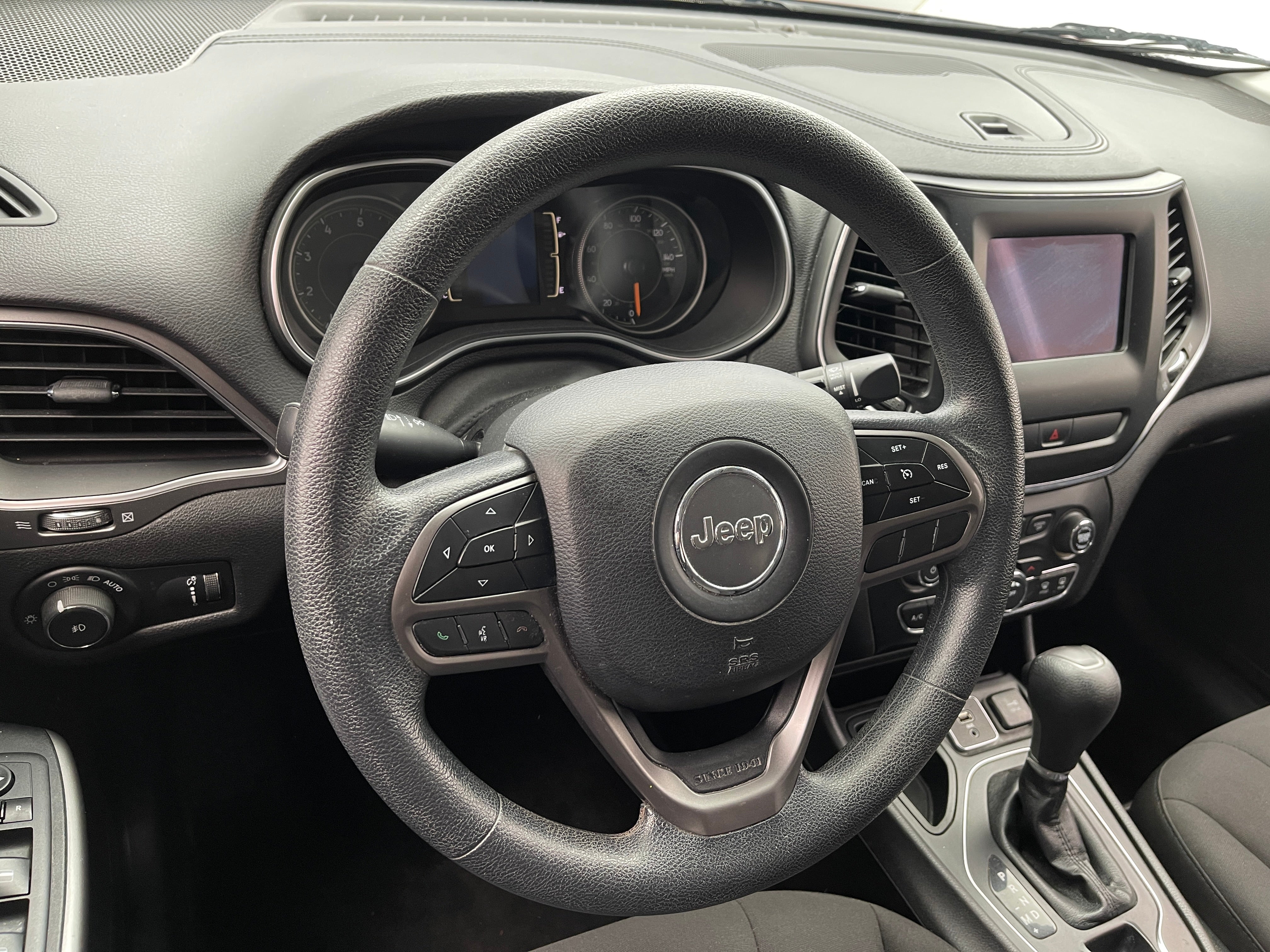2019 Jeep Cherokee Latitude 5