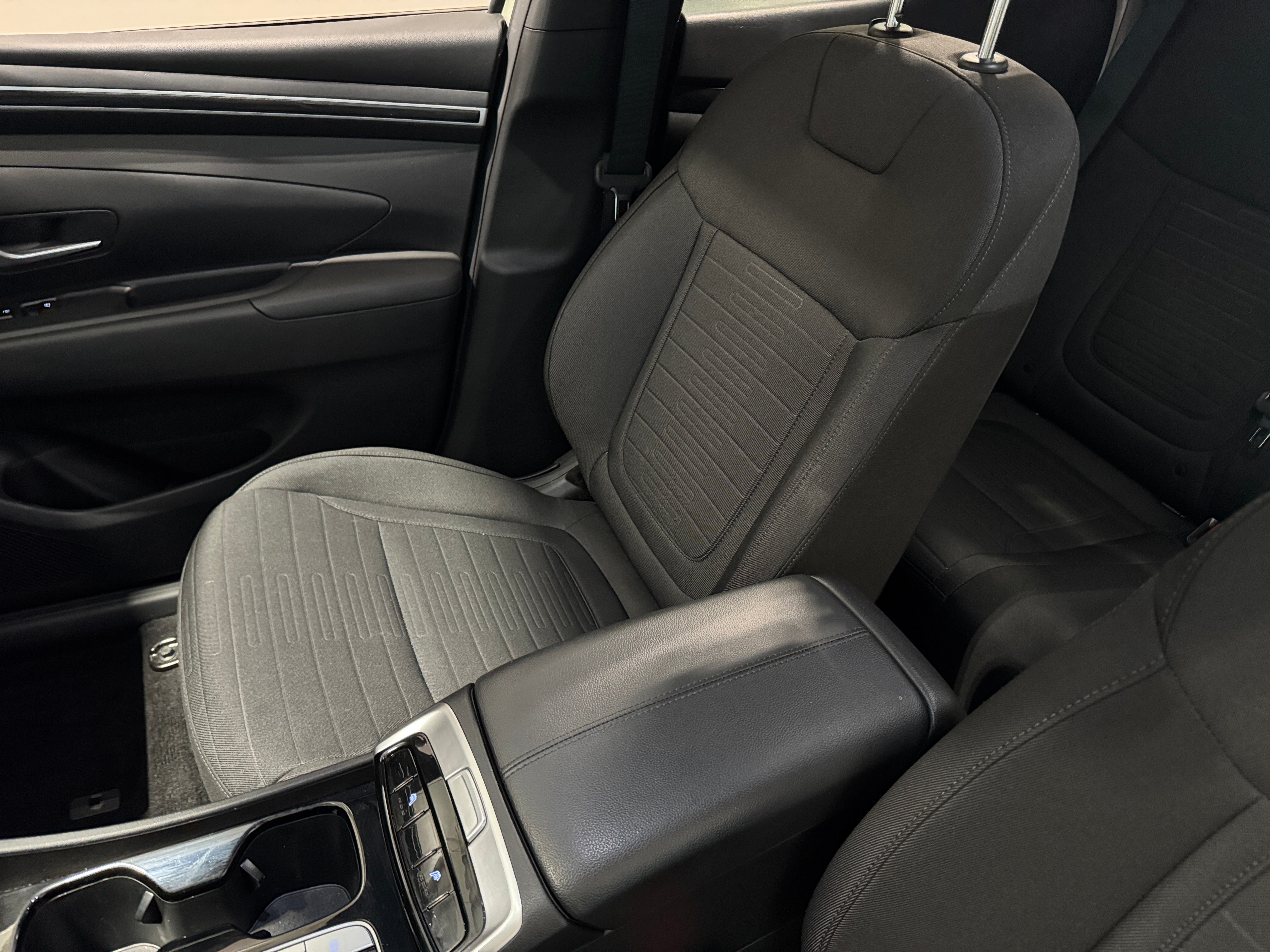 2023 Hyundai Santa Cruz SEL 2