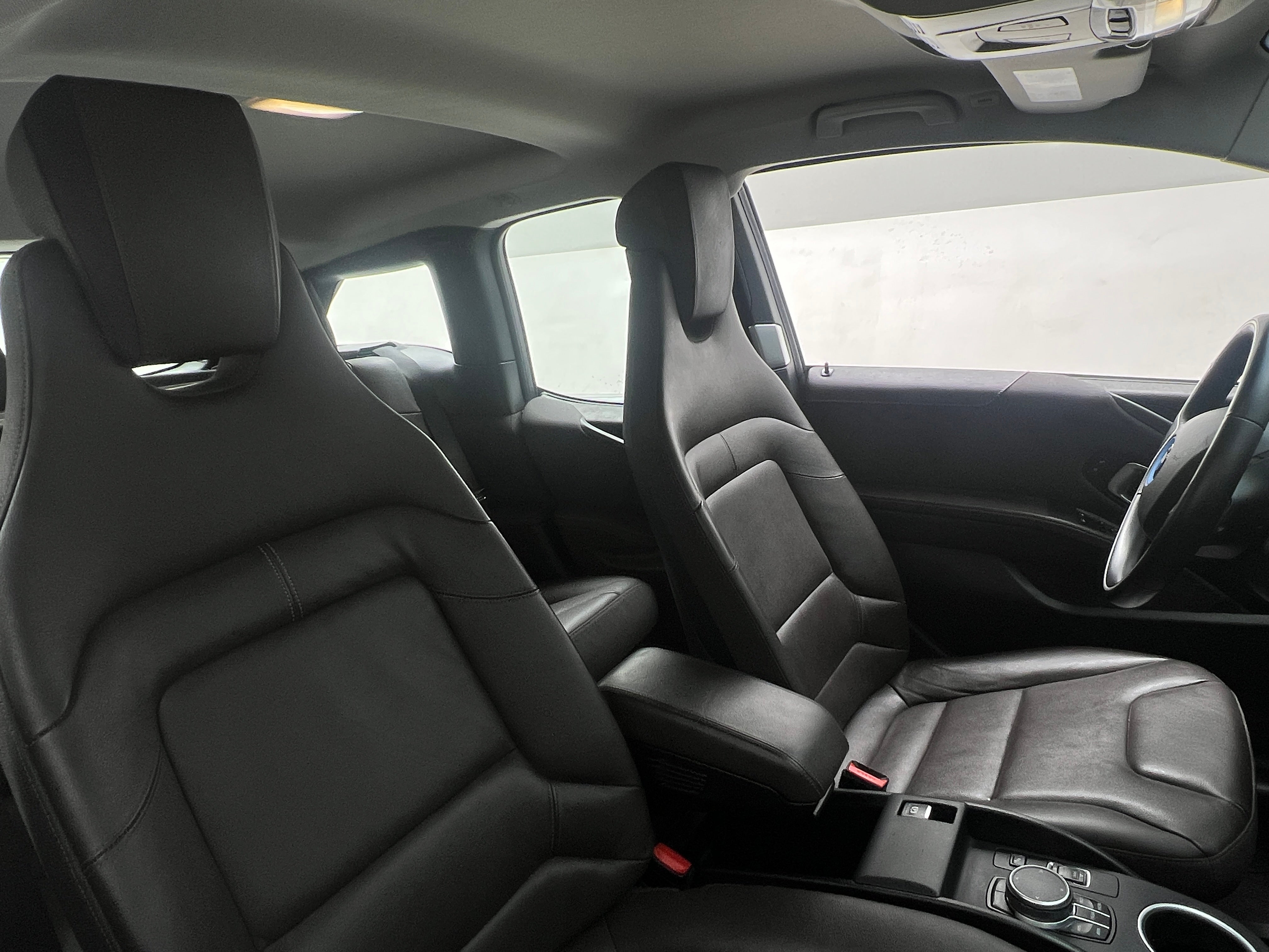 Thumbnail: 2019 BMW i3 - 2