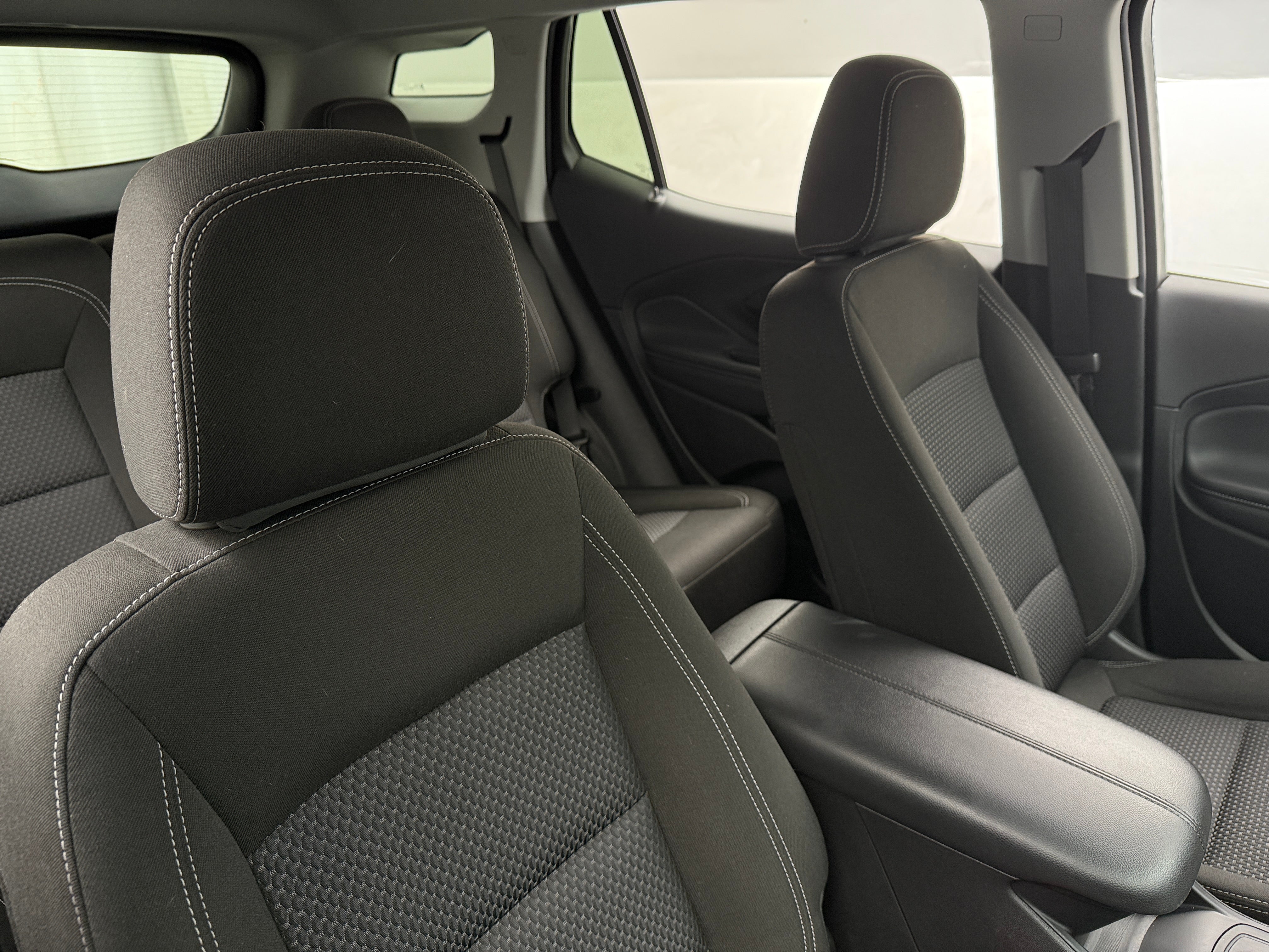 2024 GMC Terrain SLE 2