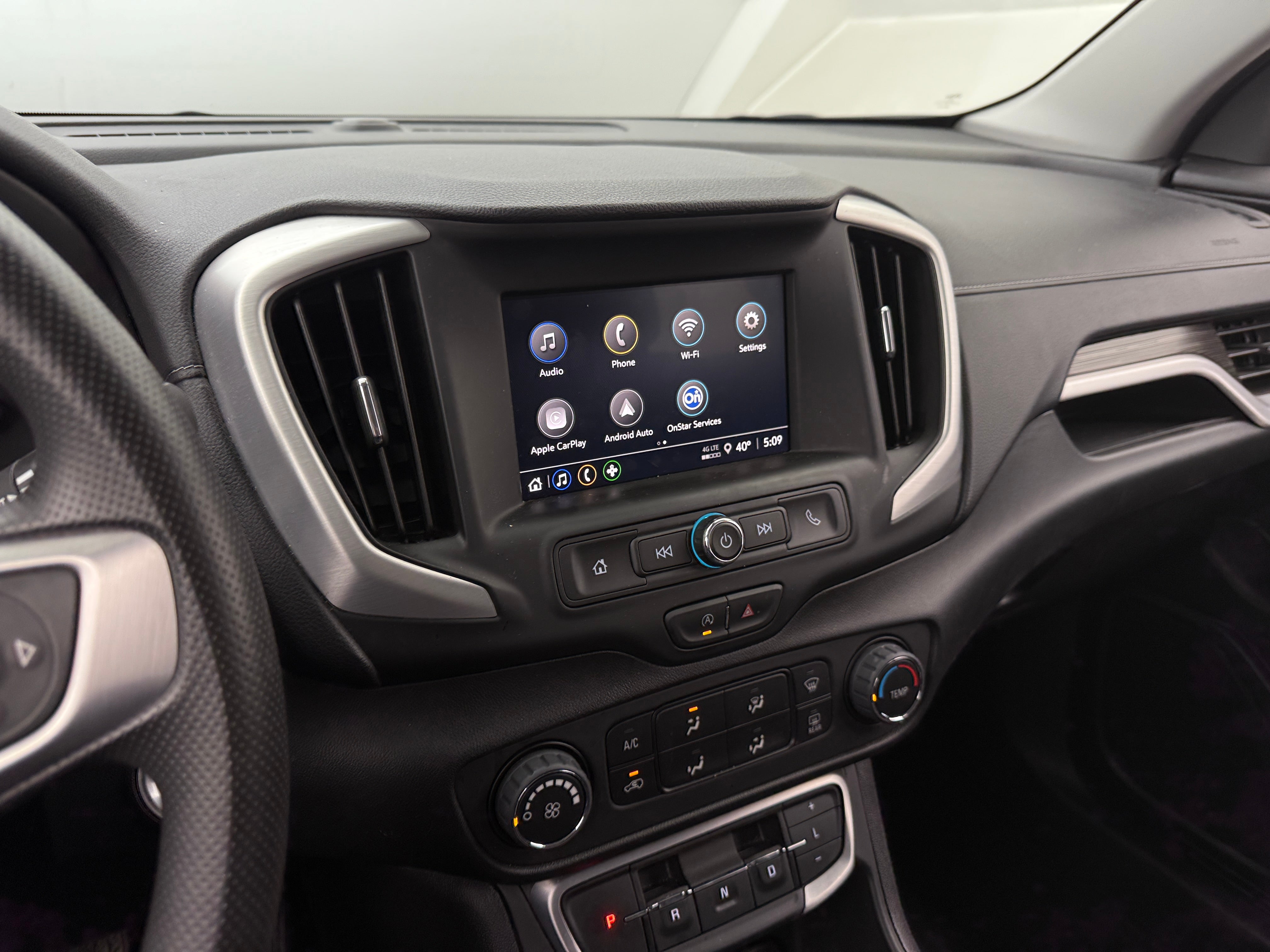 2024 GMC Terrain SLE 4