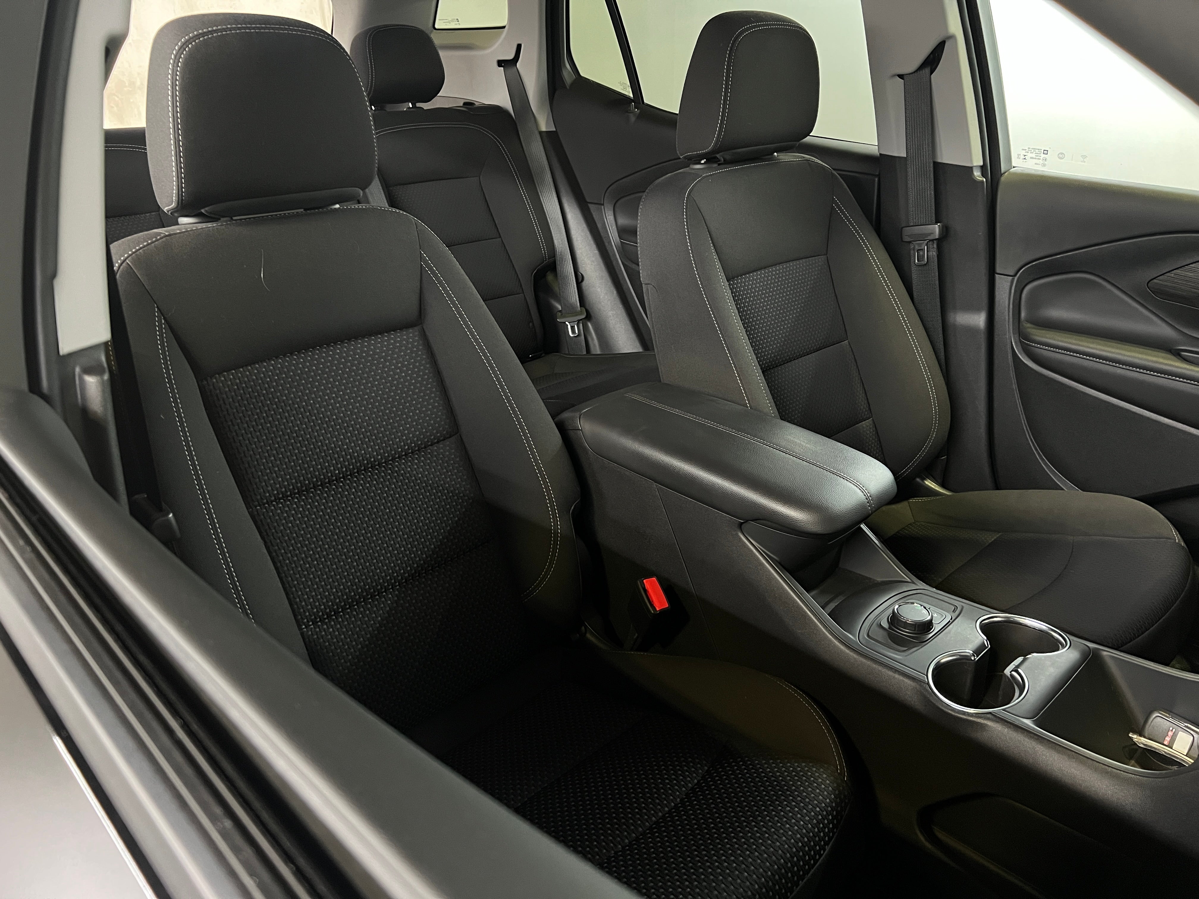 2024 GMC Terrain SLE 2