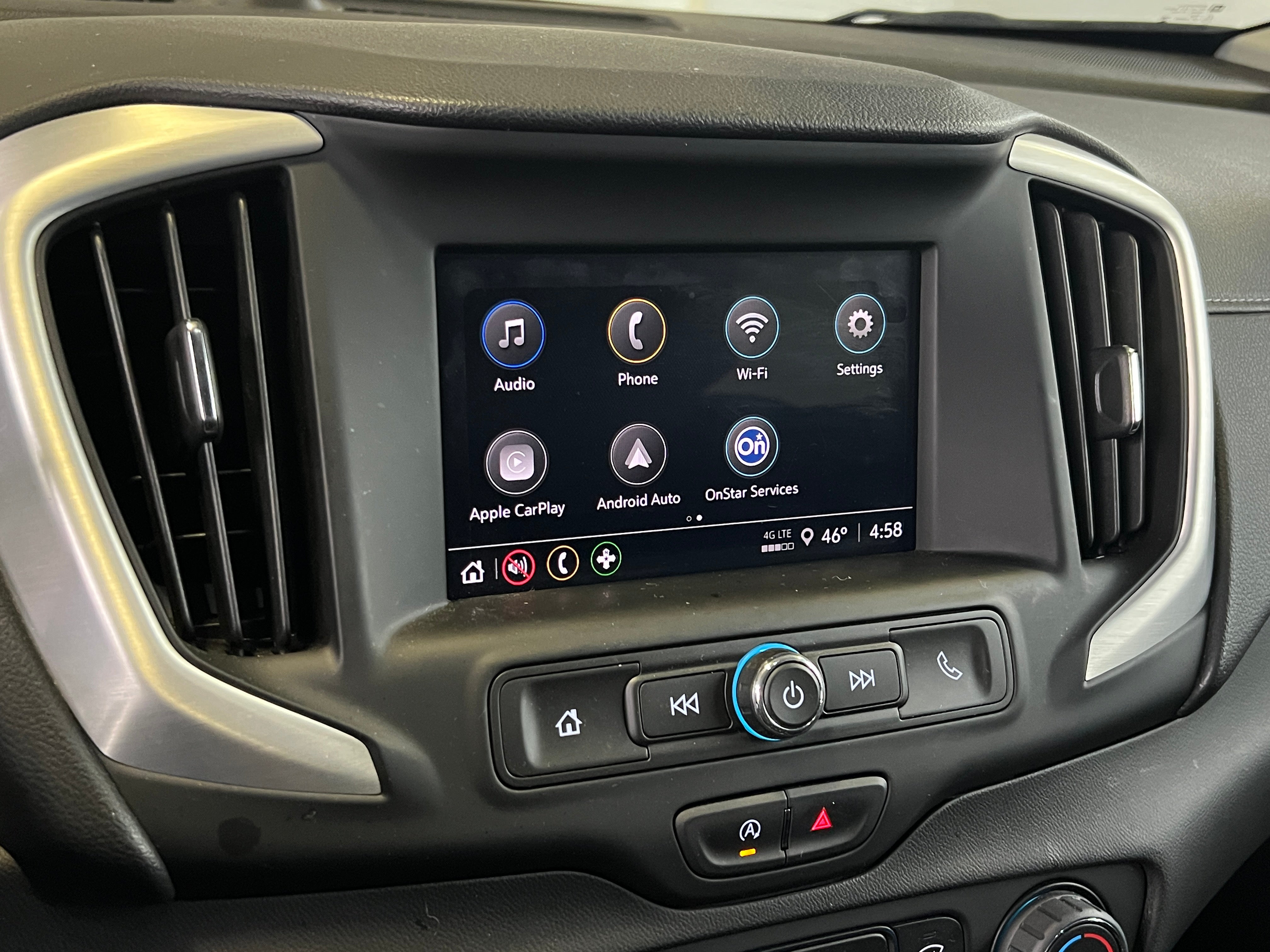 2024 GMC Terrain SLE 4