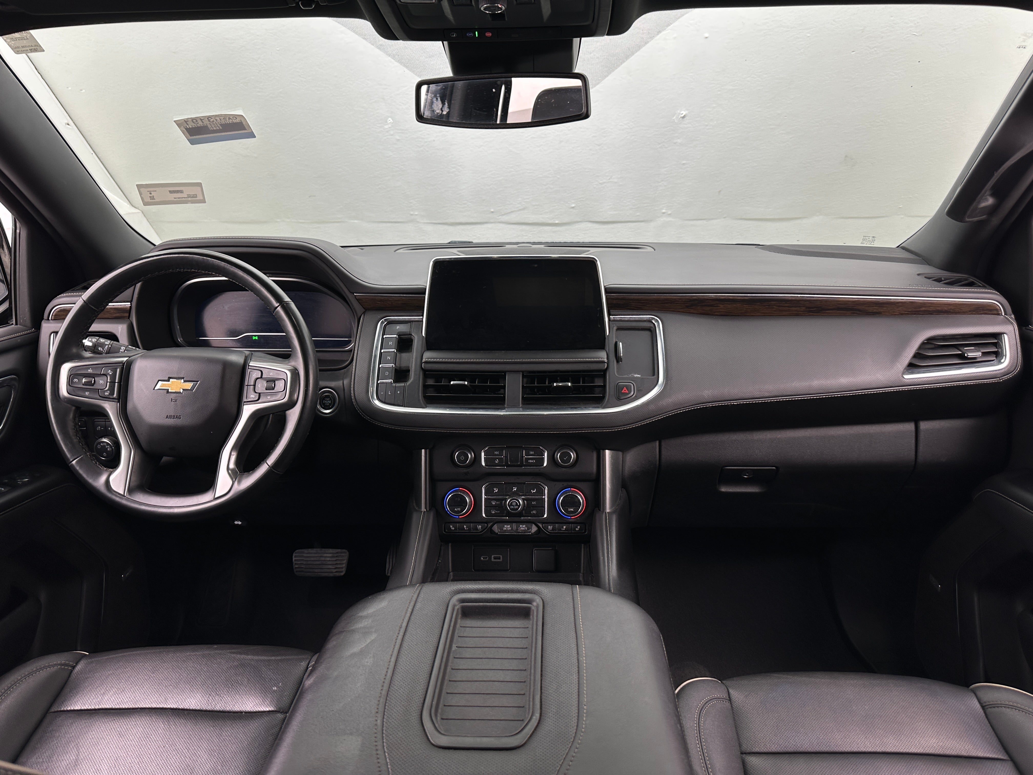 2023 Chevrolet Suburban Premier 2