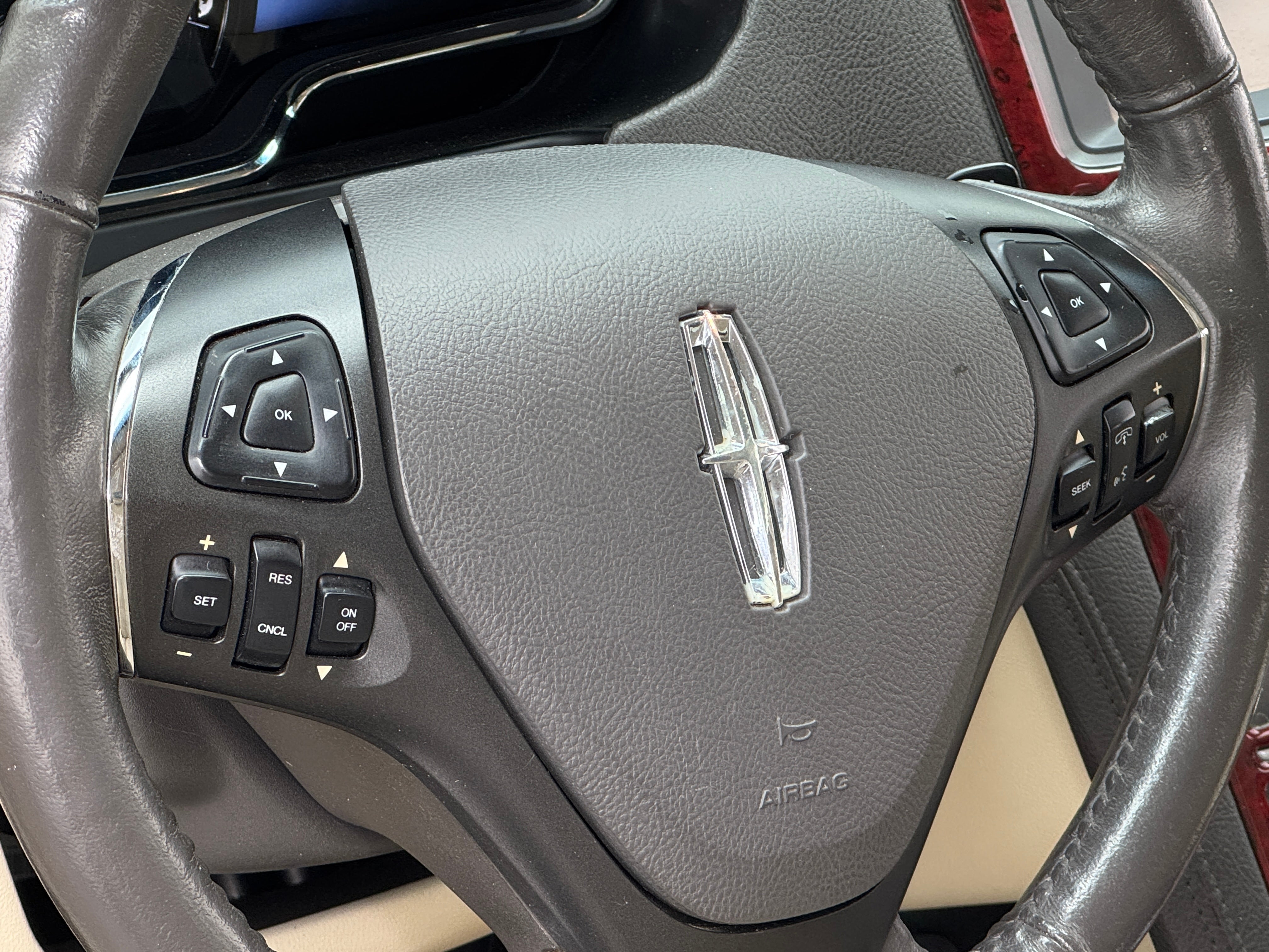 2014 Lincoln MKT EcoBoost 4