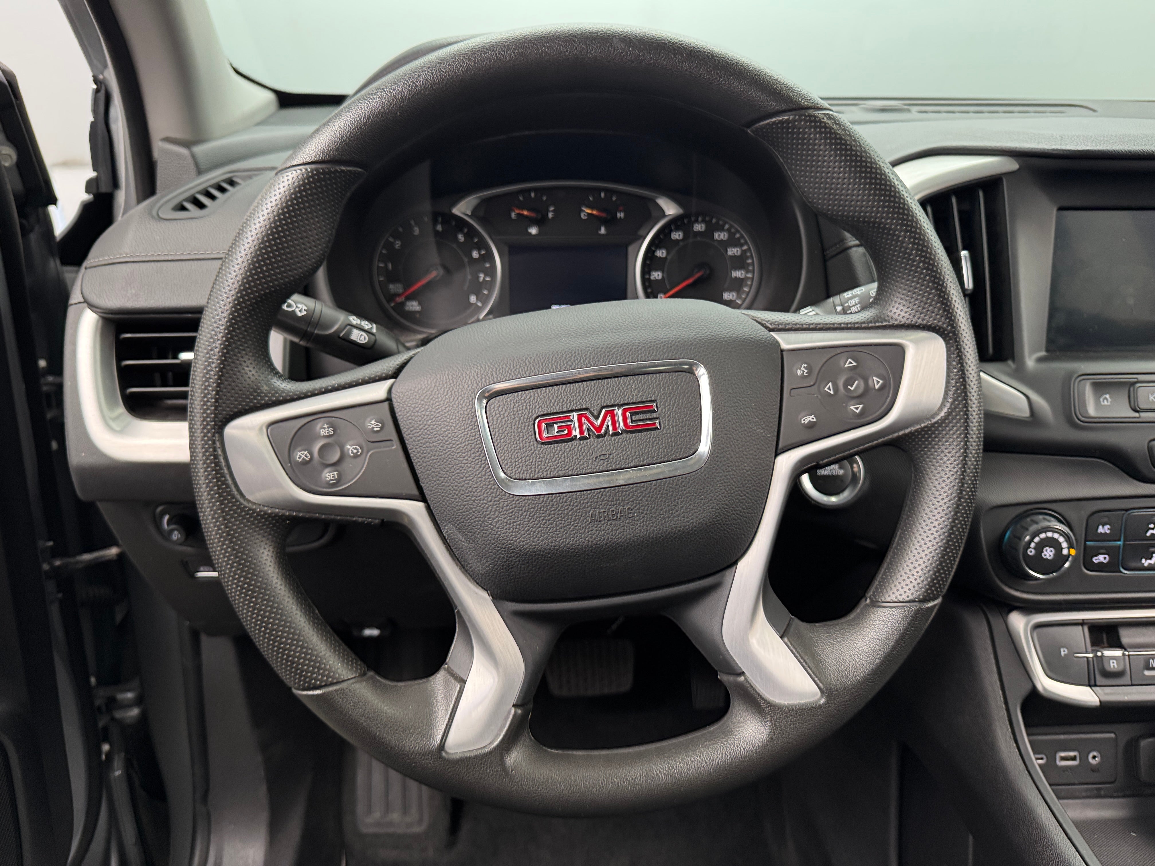 2024 GMC Terrain SLE 5