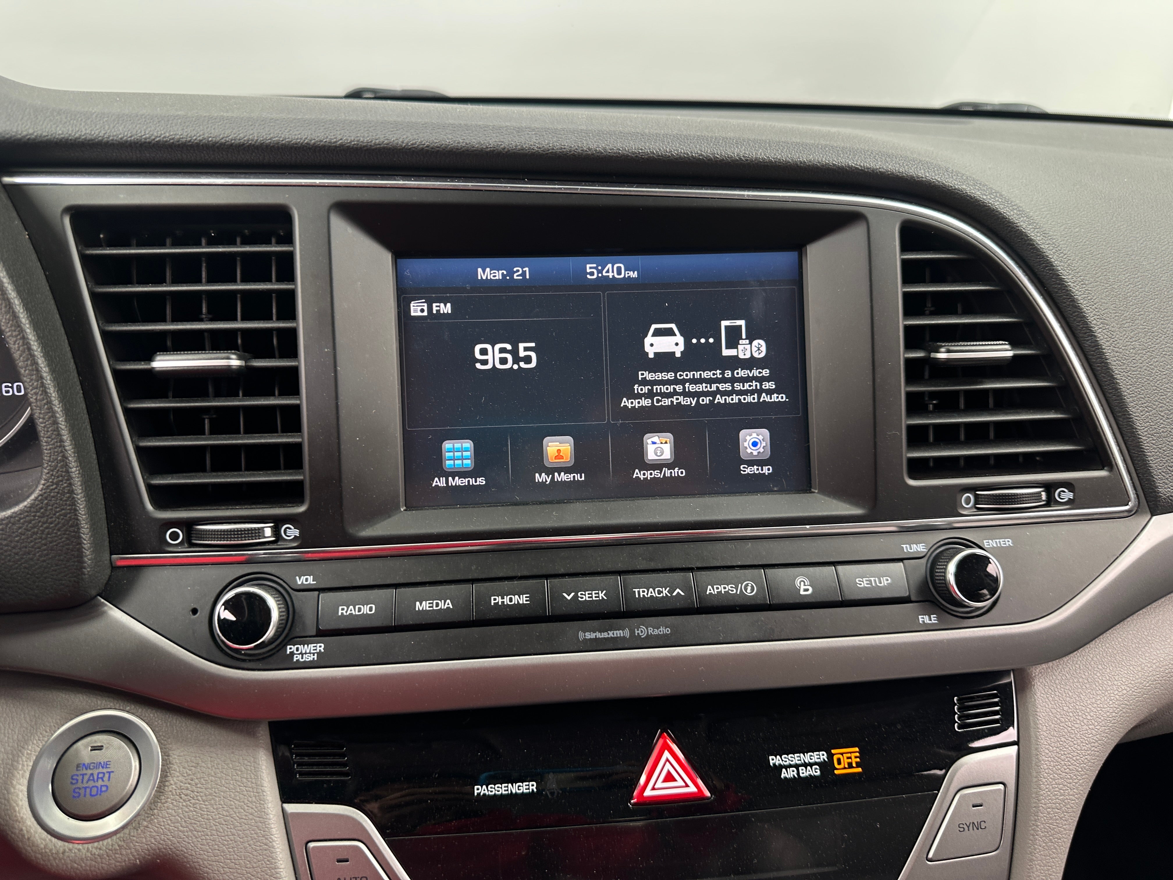 2017 Hyundai Elantra Limited Edition 3