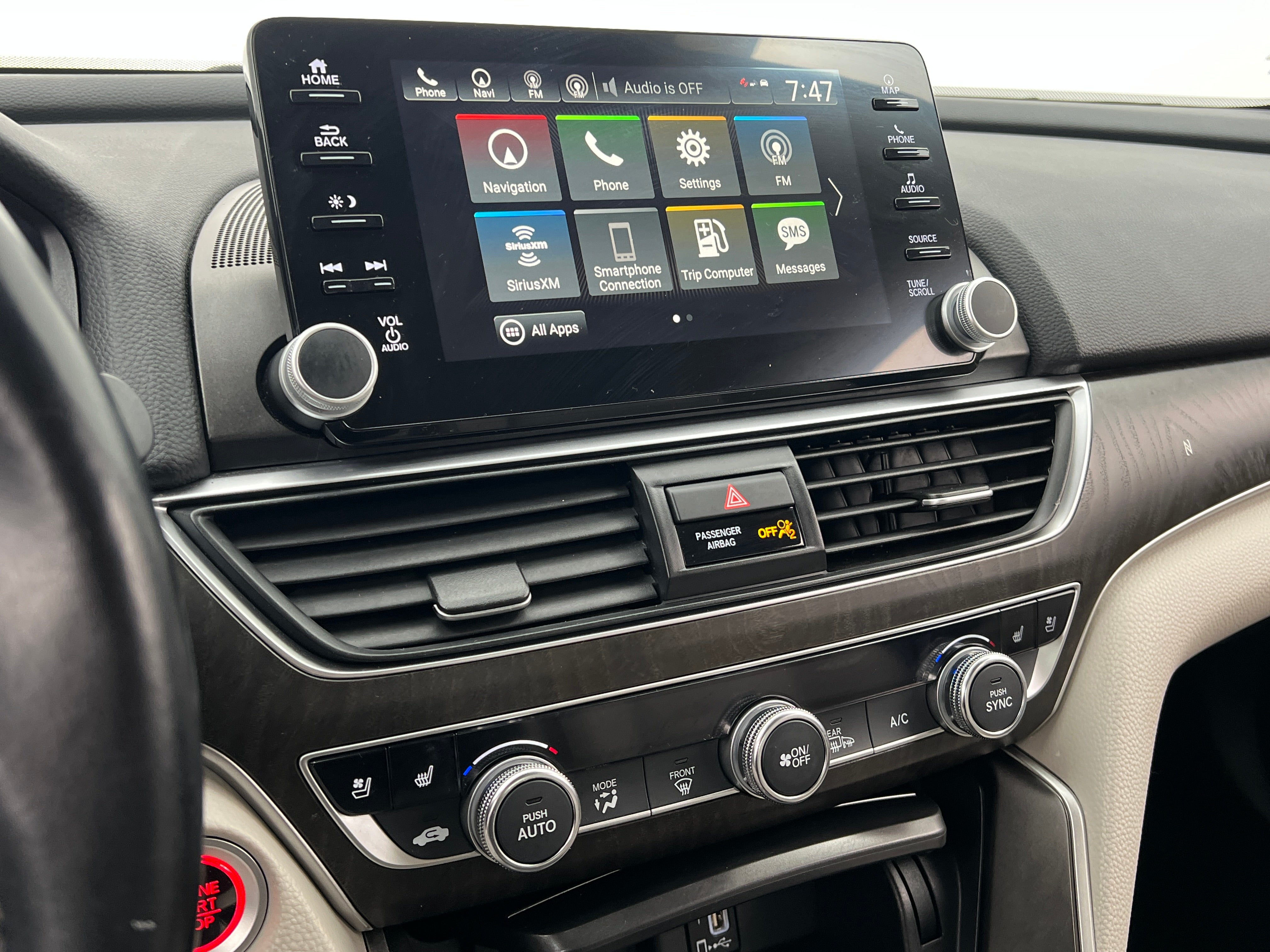 2018 Honda Accord Touring 3