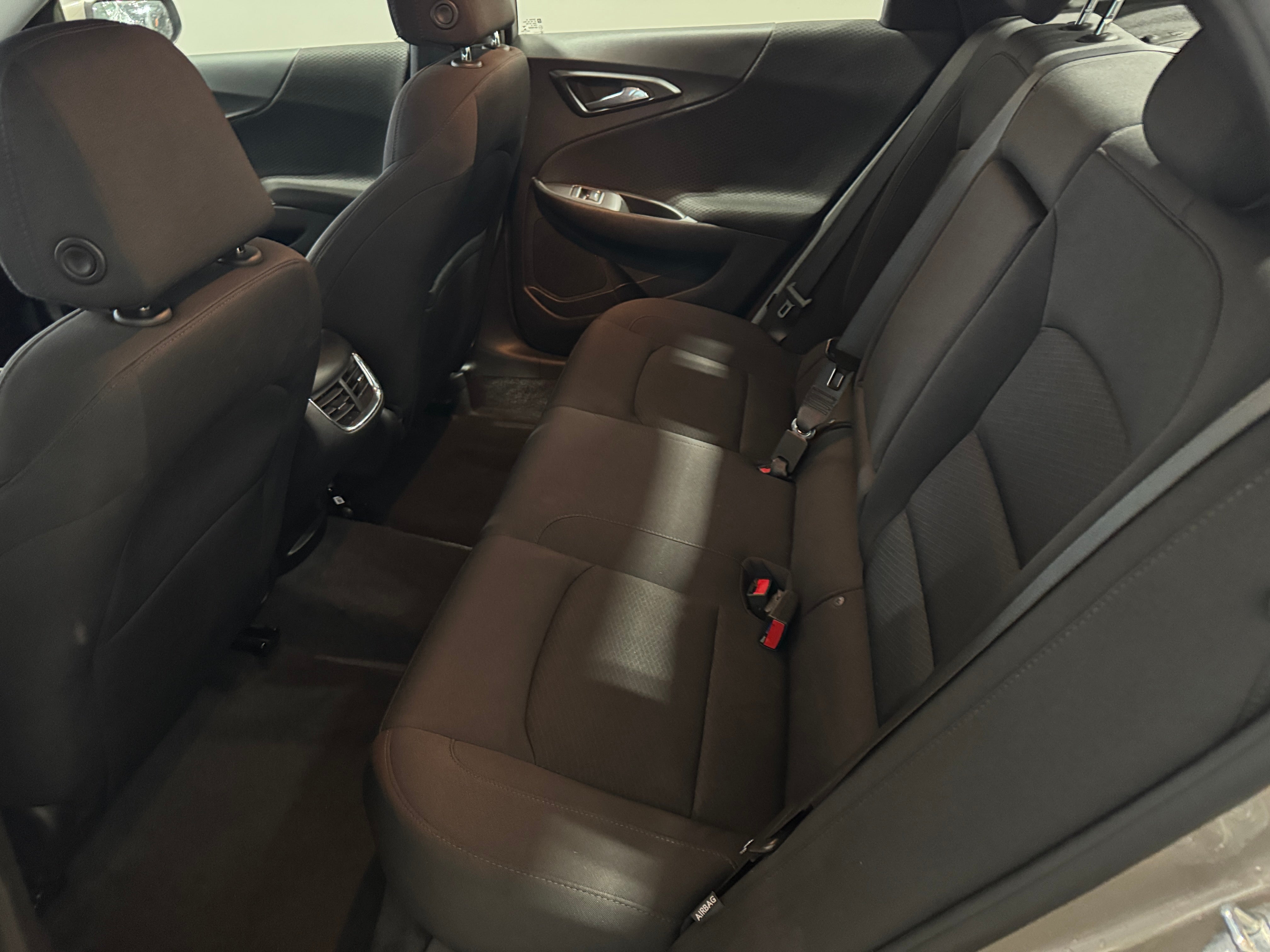 2023 Chevrolet Malibu LT 2