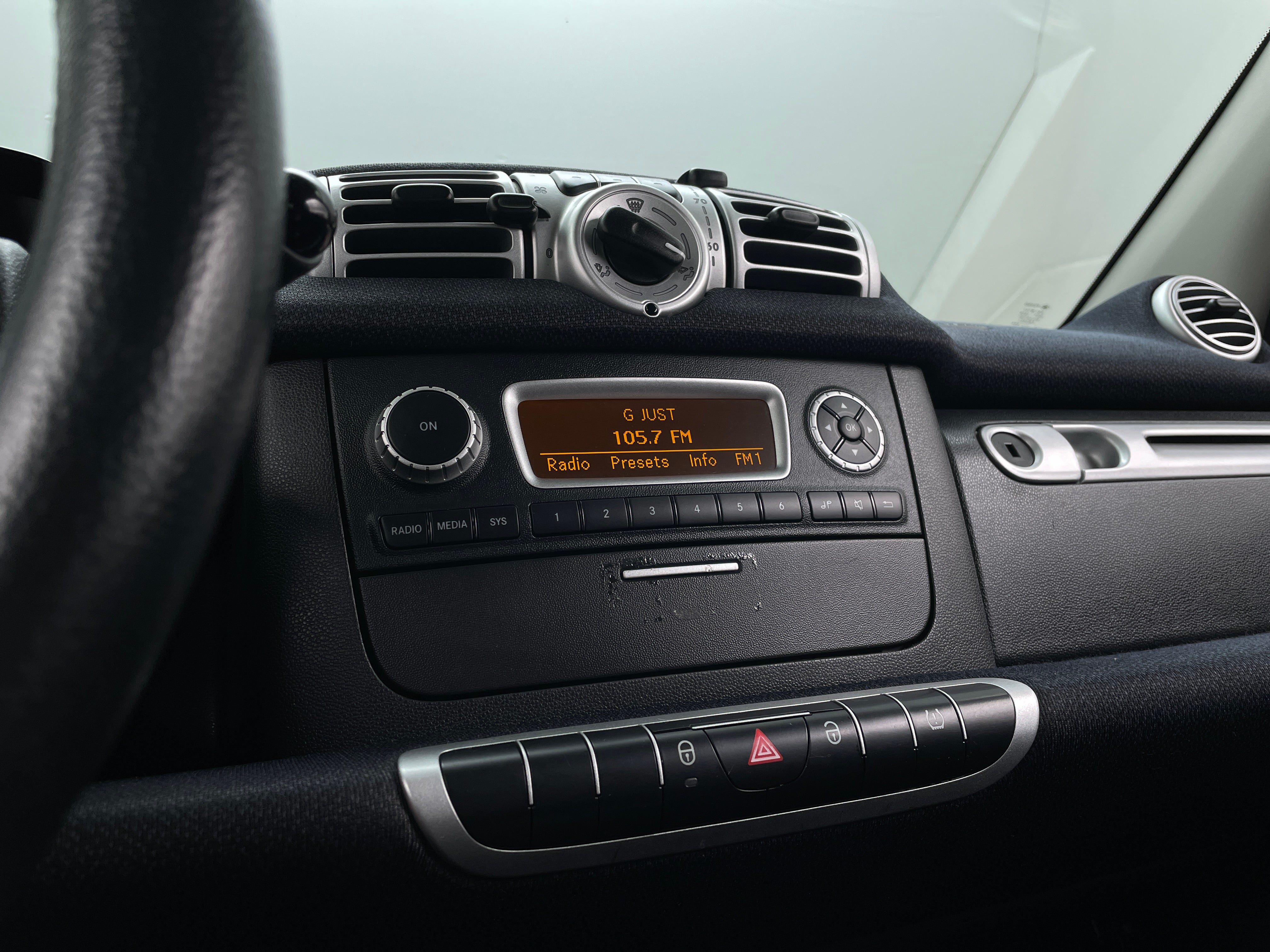 2013 smart fortwo Pure 3