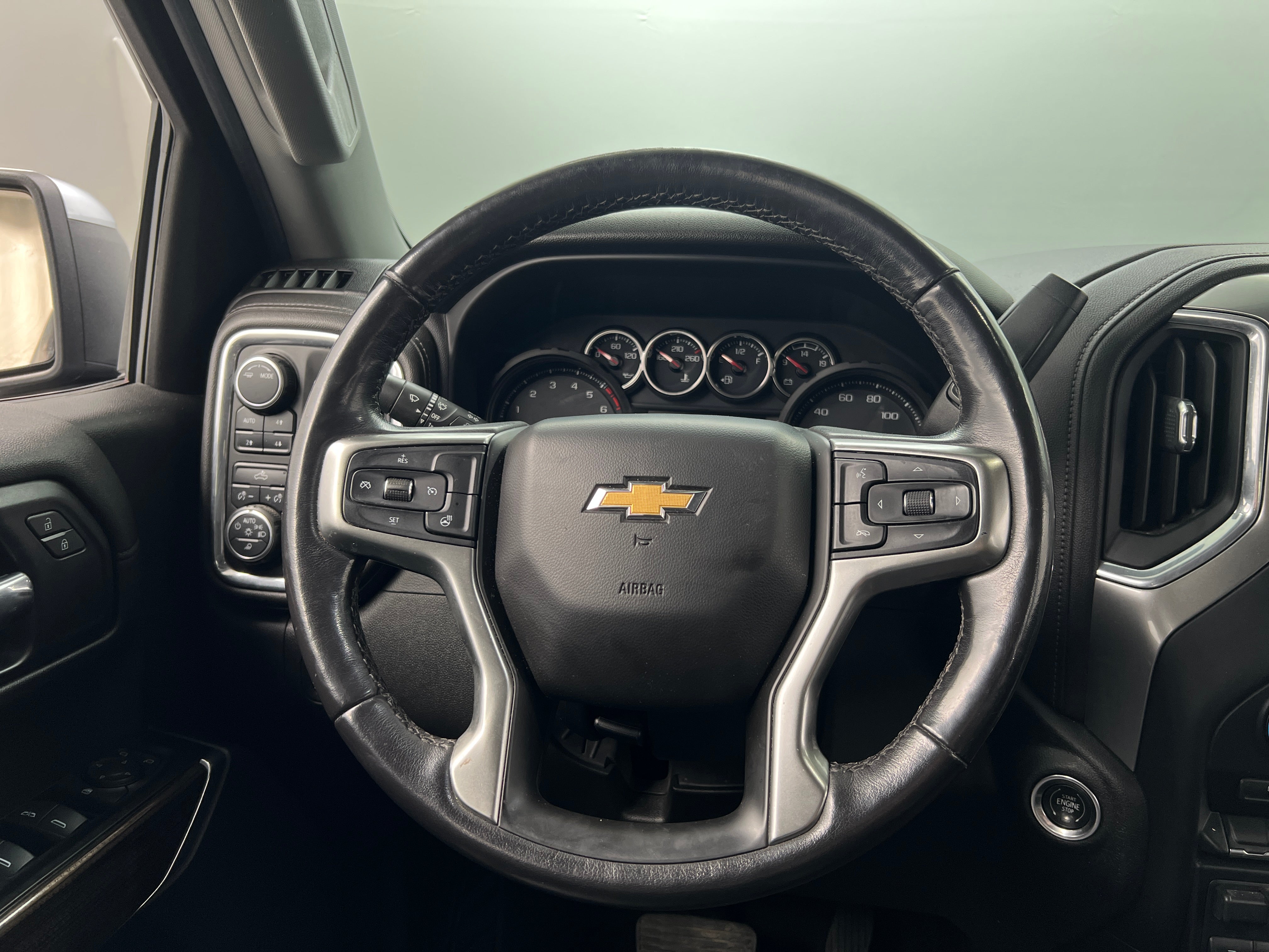 2020 Chevrolet Silverado 1500 LT 4