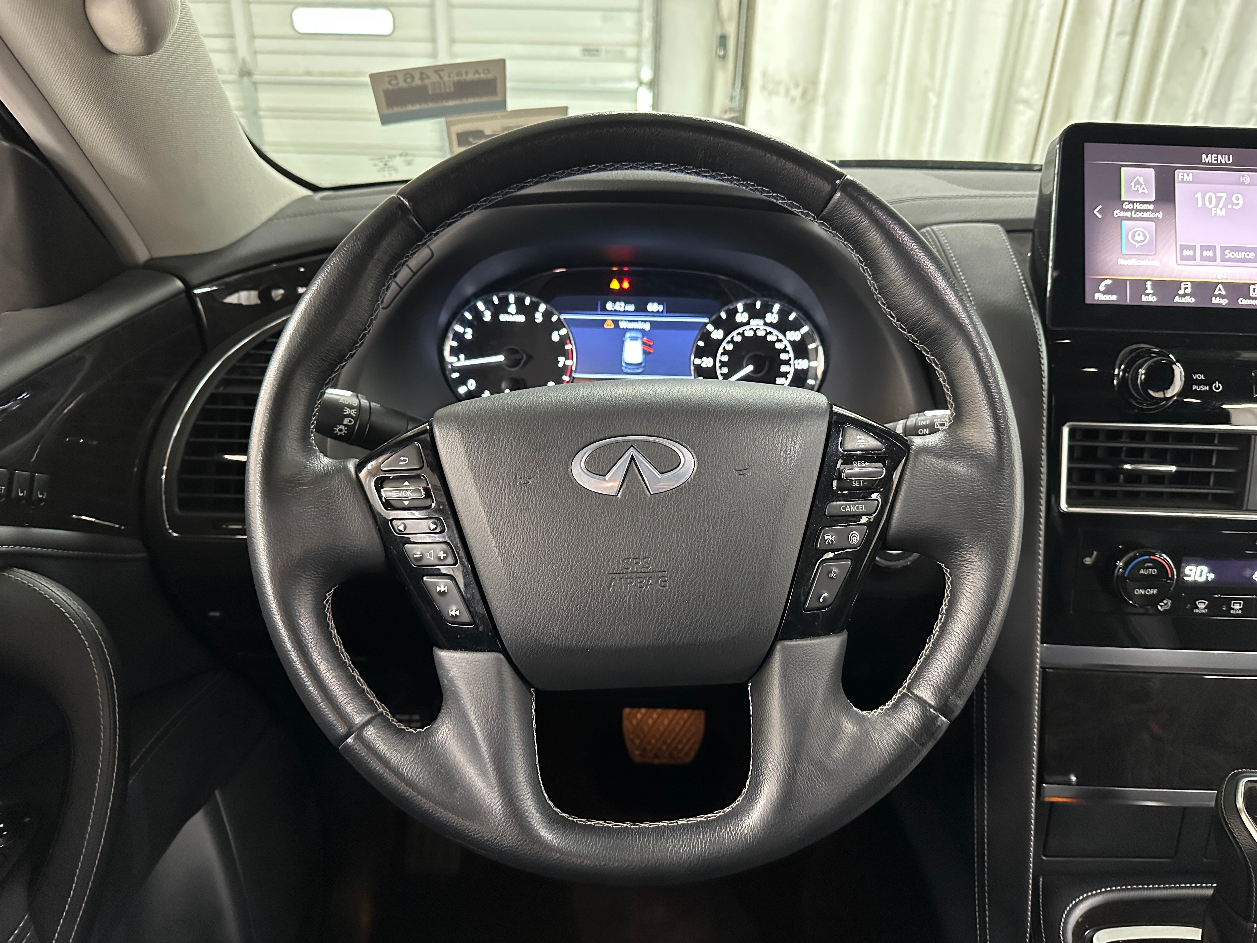 2024 INFINITI QX80 Luxe 4