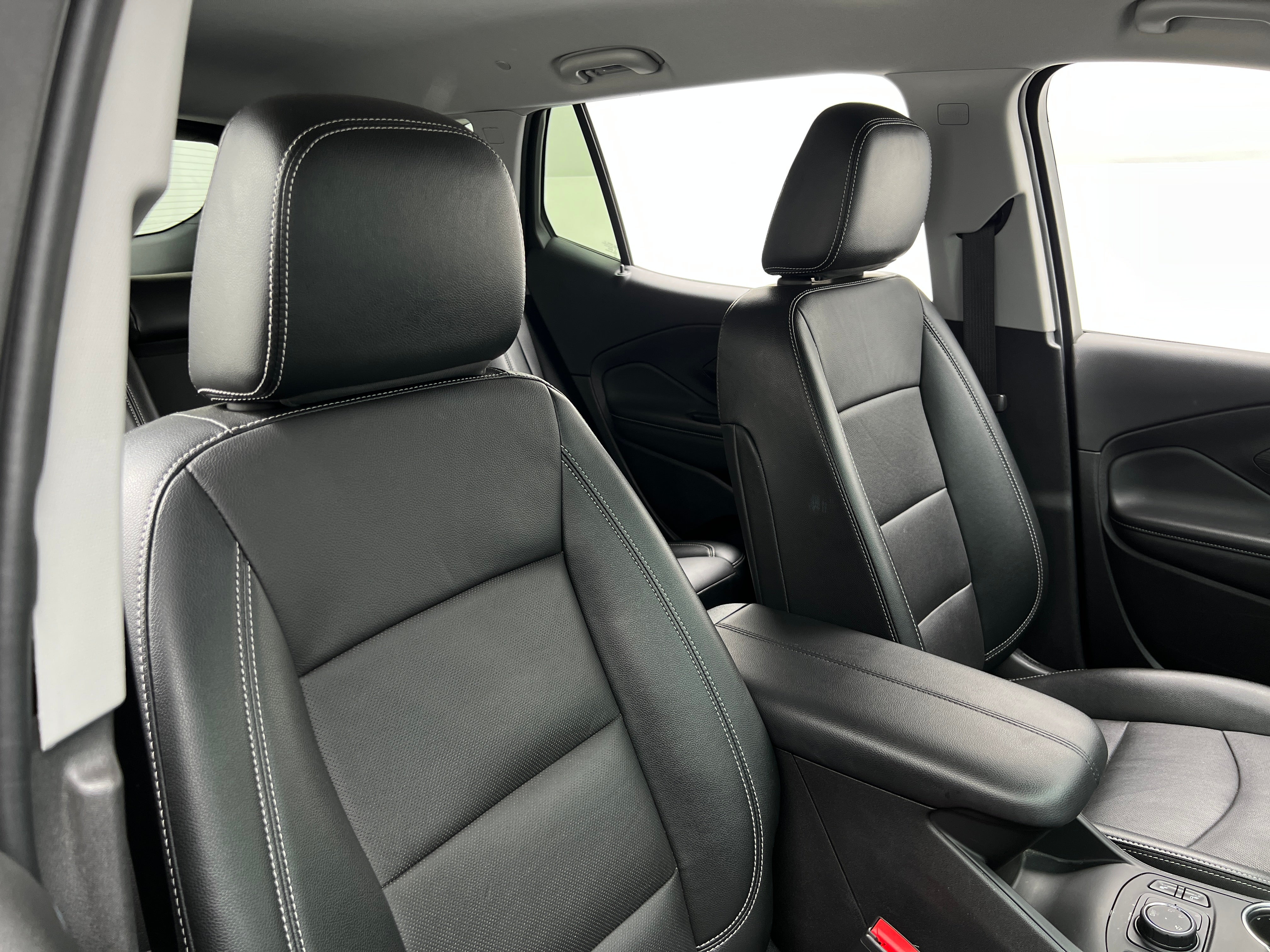 2024 GMC Terrain SLT 2