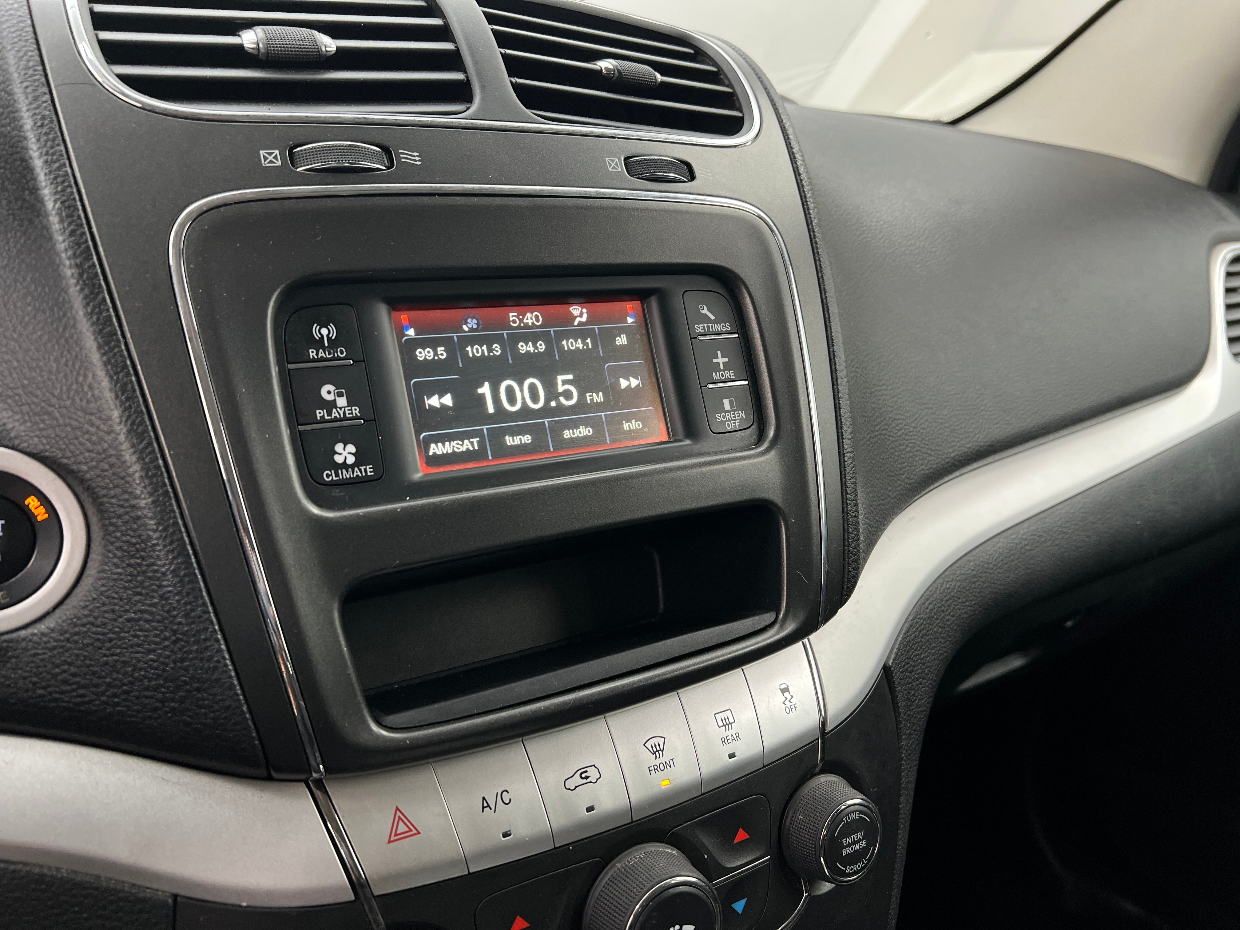 2014 Dodge Journey SXT 4