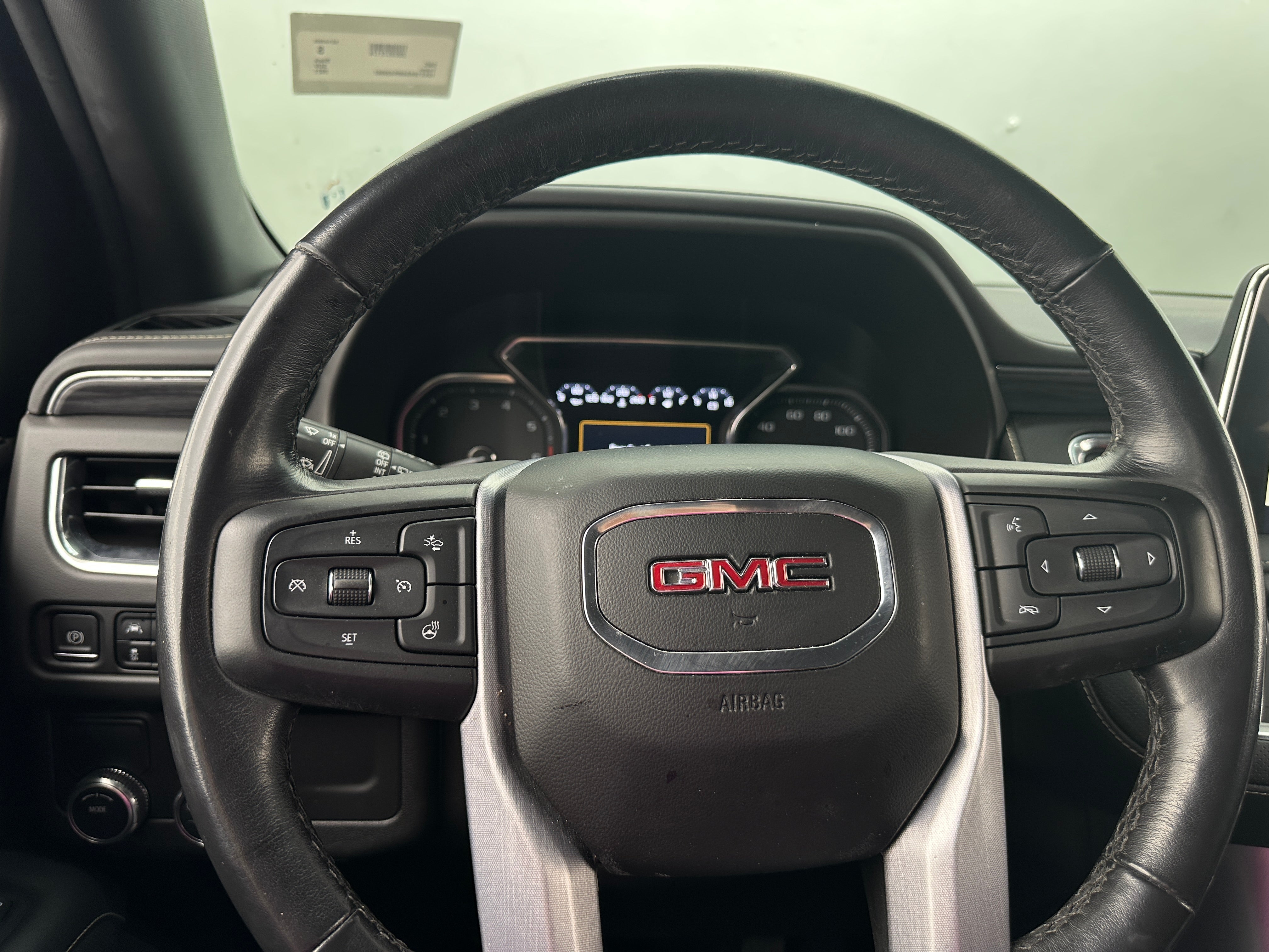 2021 GMC Yukon SLT 4