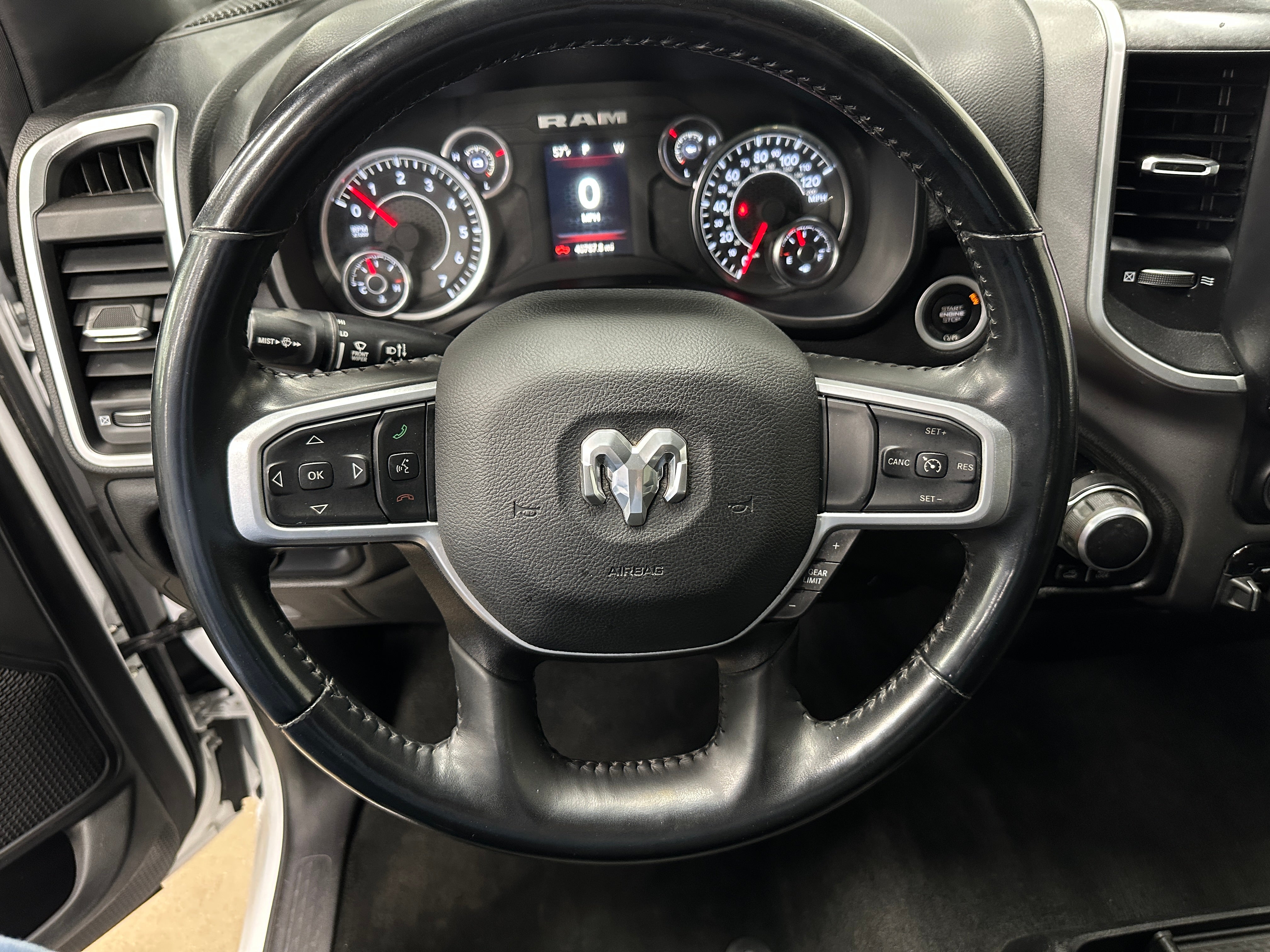 2023 RAM 1500 Big Horn 5