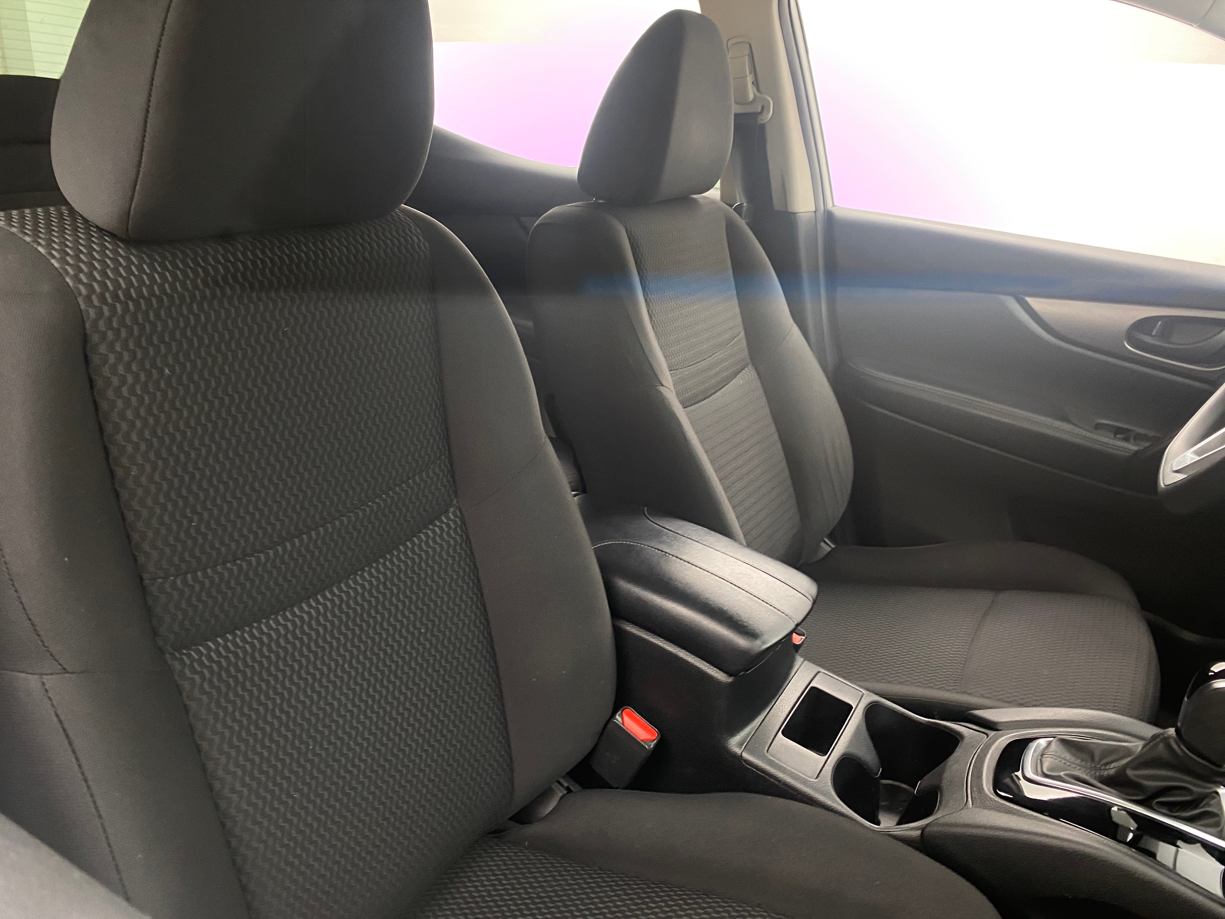 2020 Nissan Rogue Sport S 2
