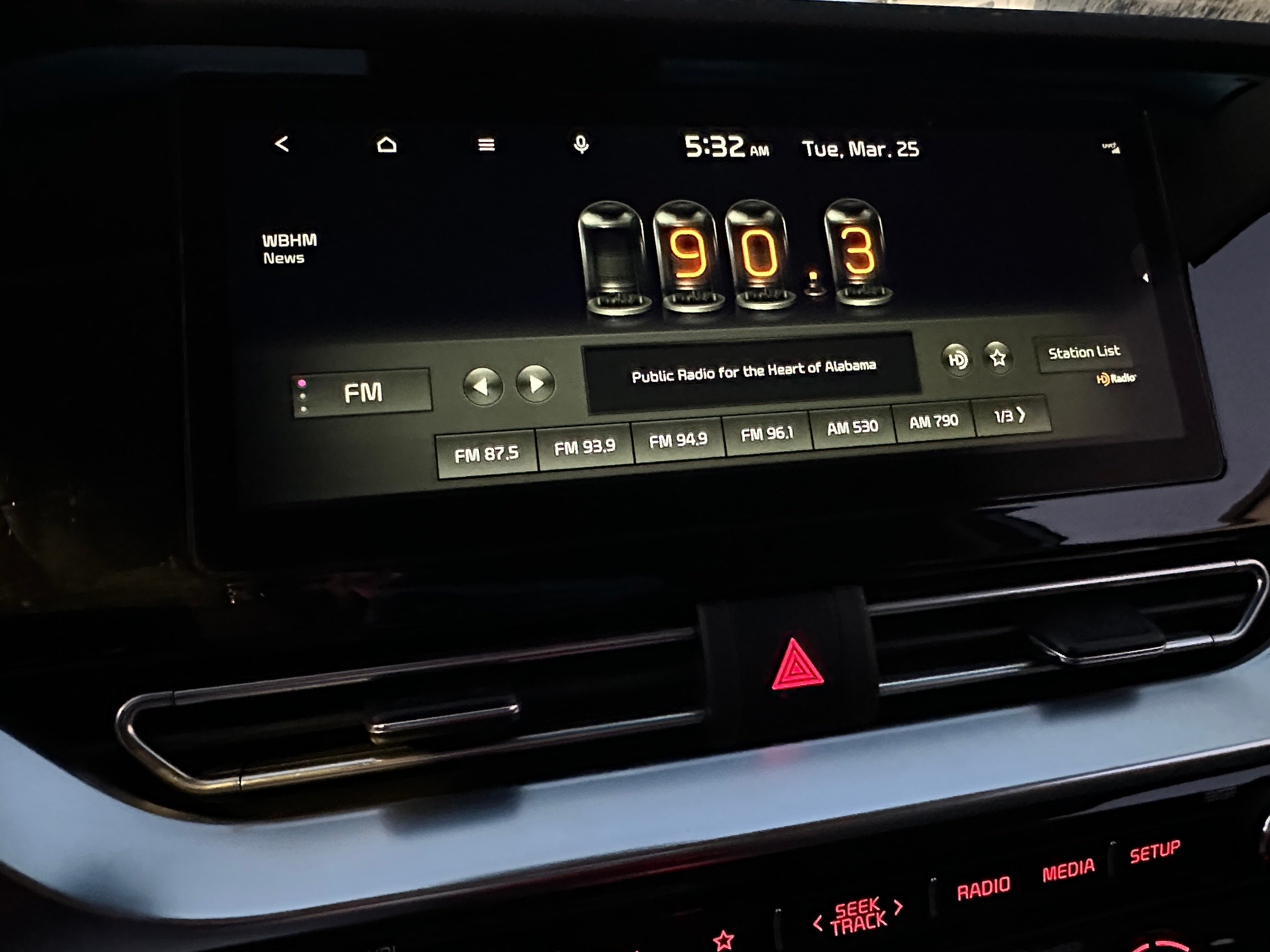 2022 Kia Niro EX 3