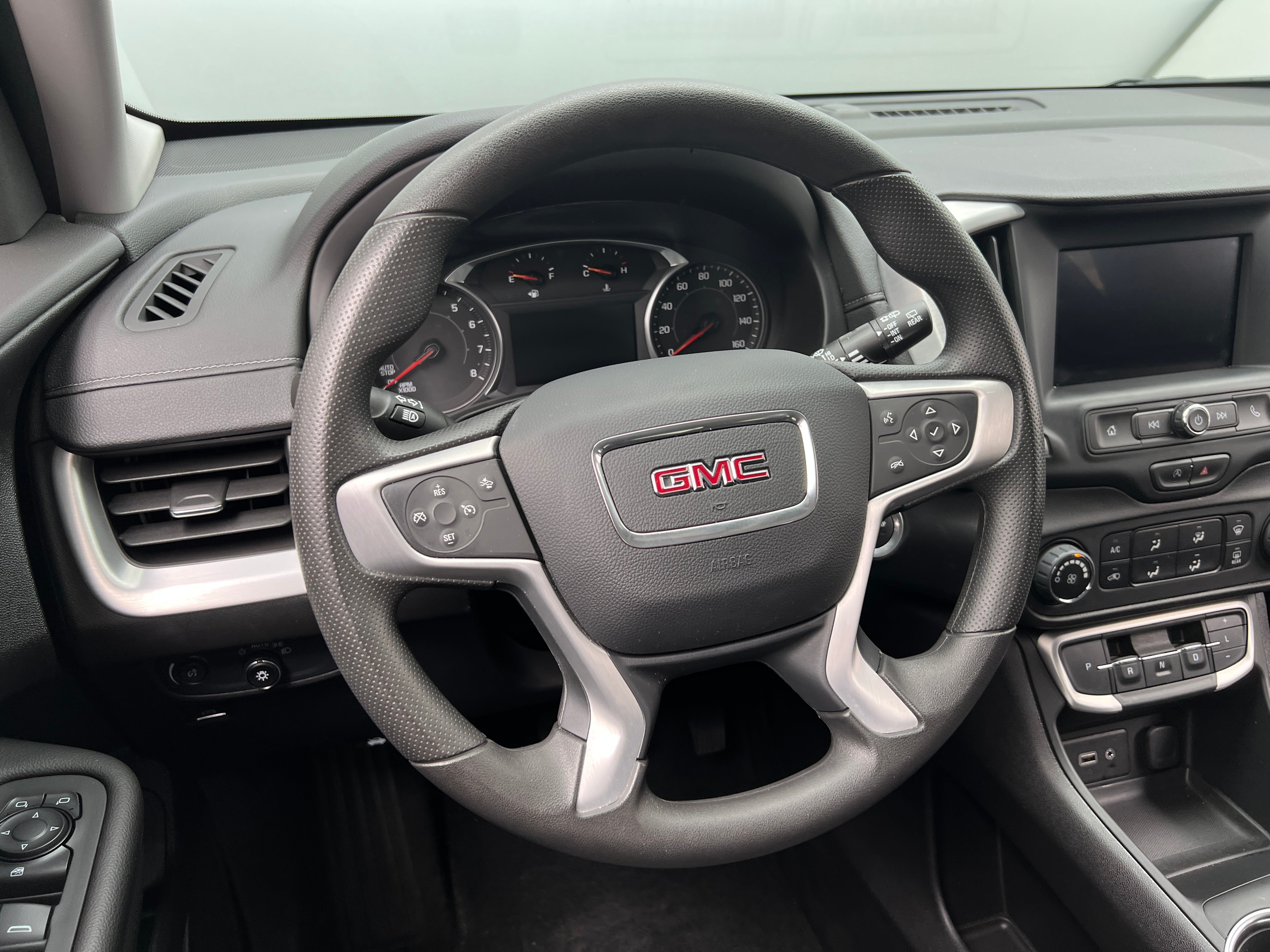 2024 GMC Terrain SLE 5