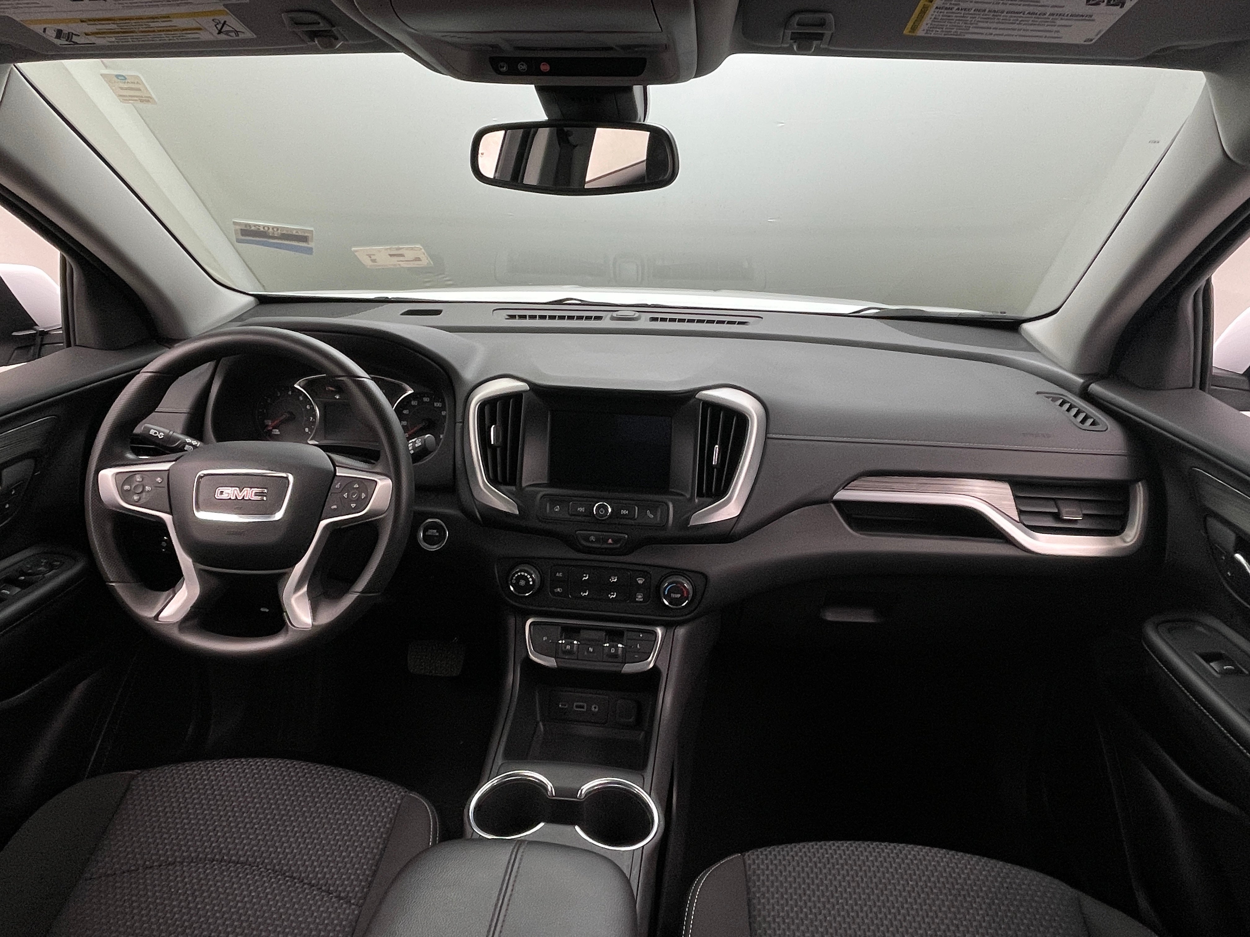 2024 GMC Terrain SLE 3