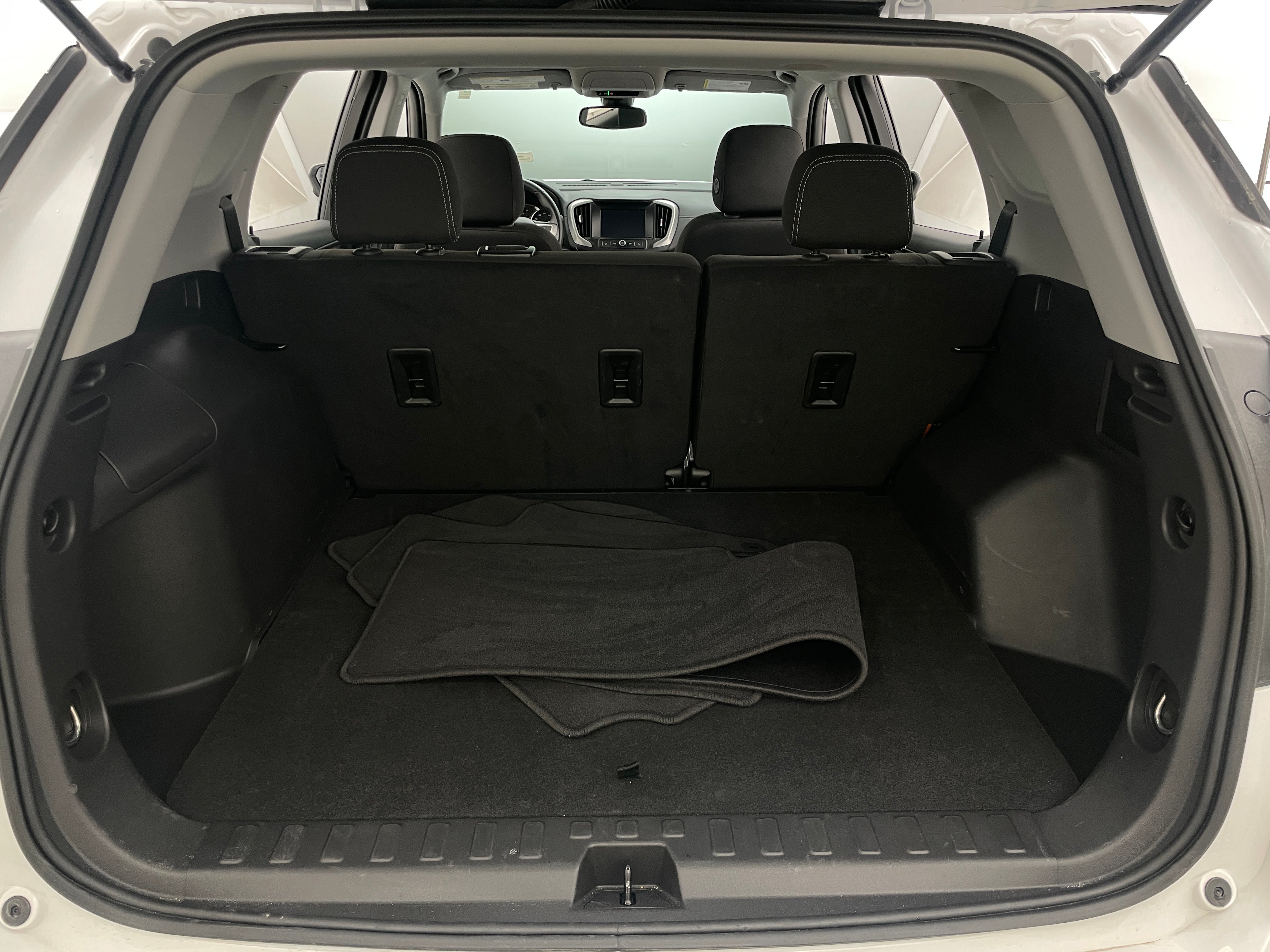 2024 GMC Terrain SLE 7