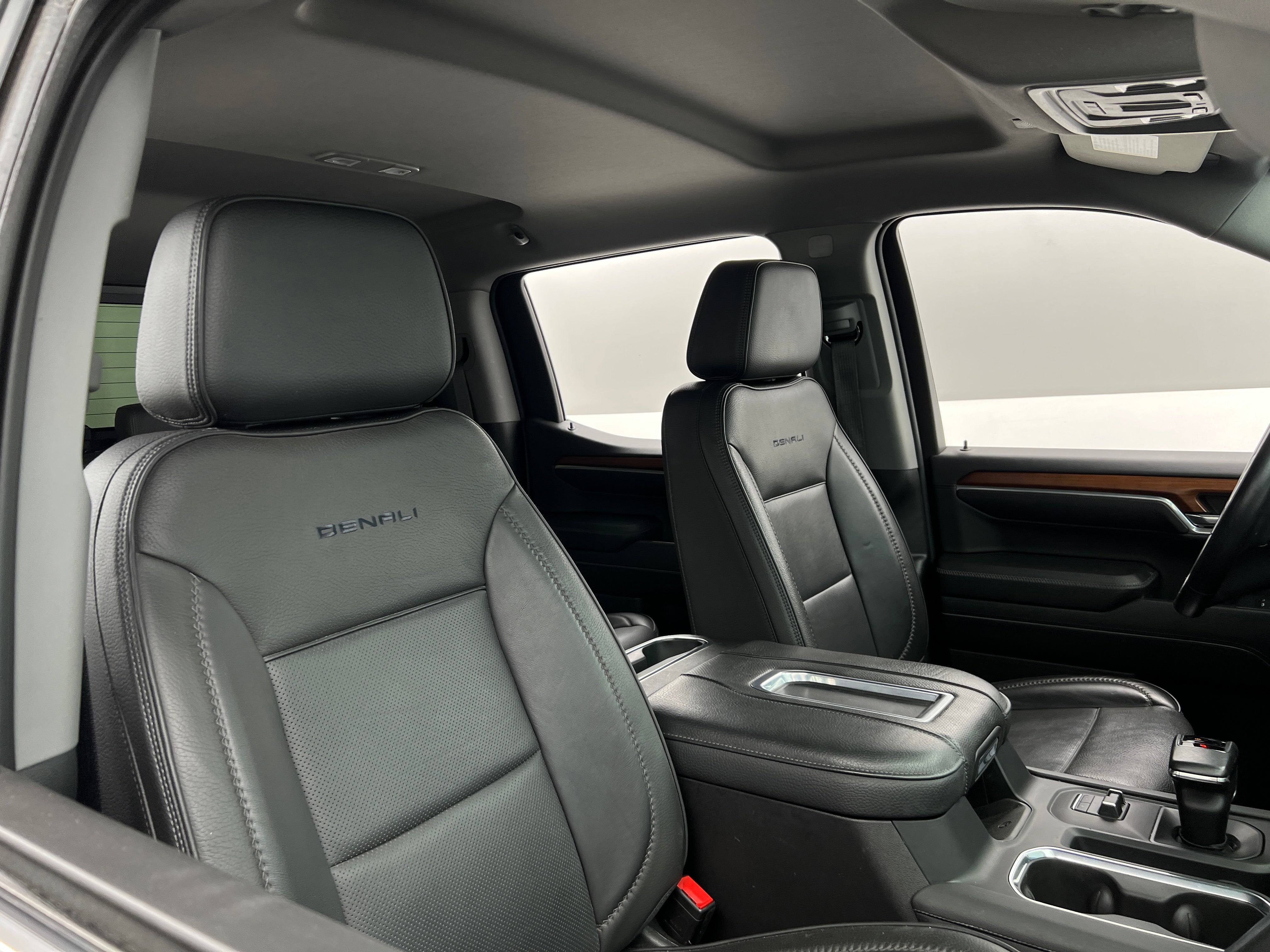 2022 GMC Sierra 1500 Denali 2