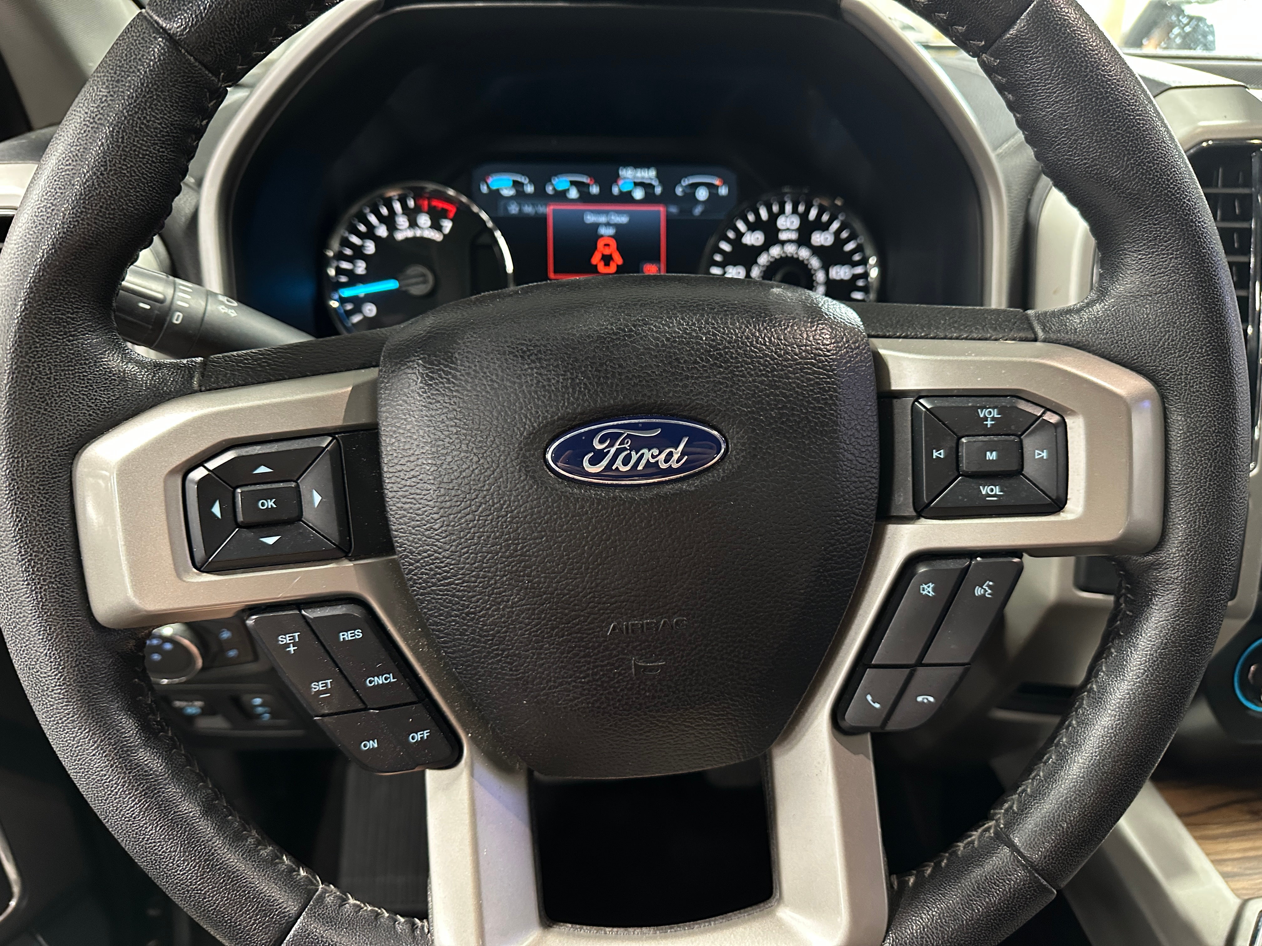 2020 Ford Econoline E-150 4