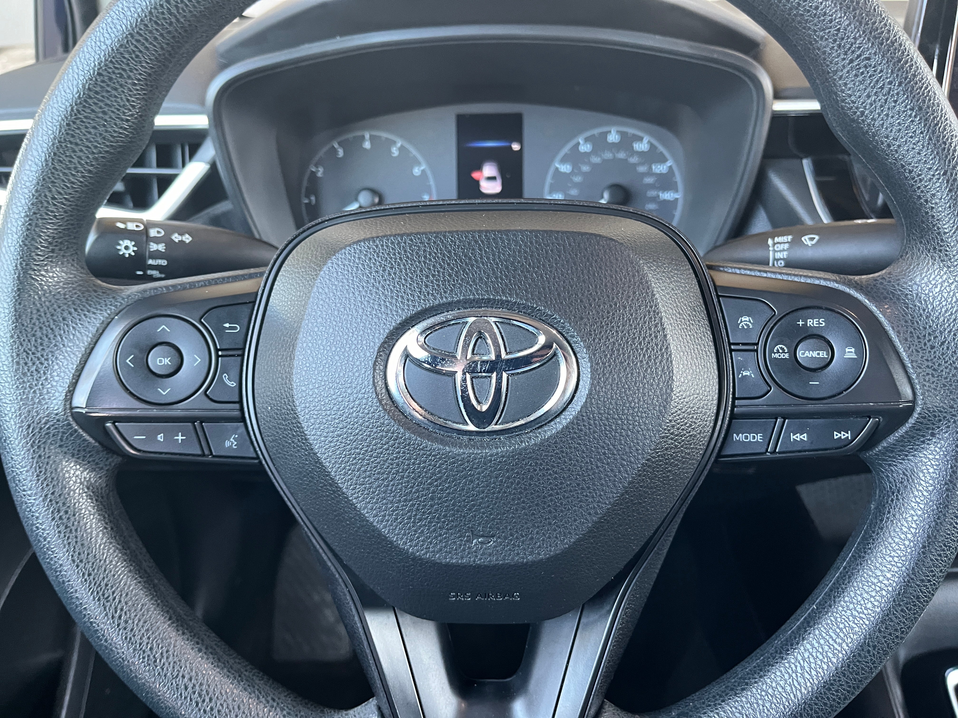 2023 Toyota Corolla LE 5