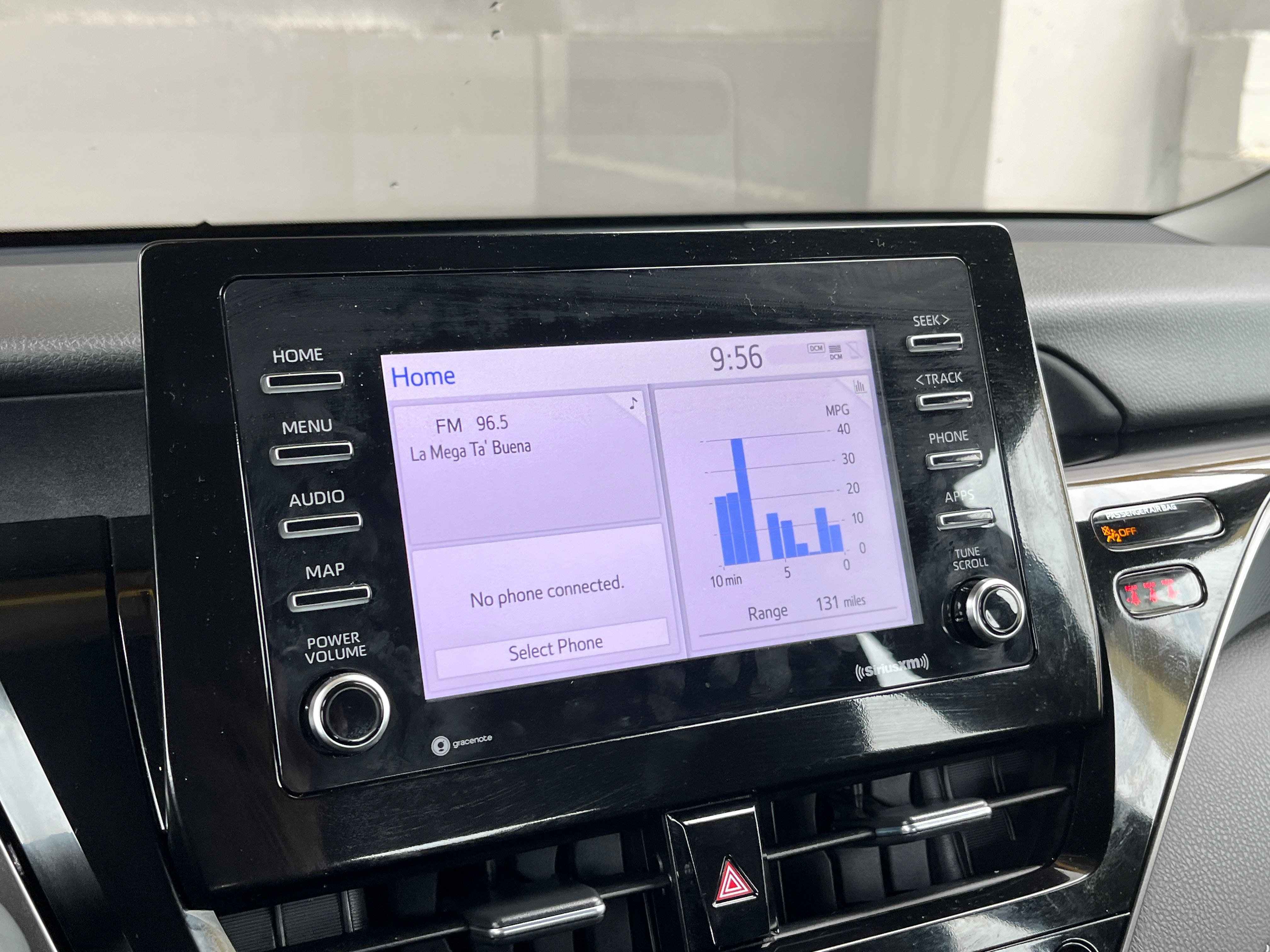 2024 Toyota Camry SE 4