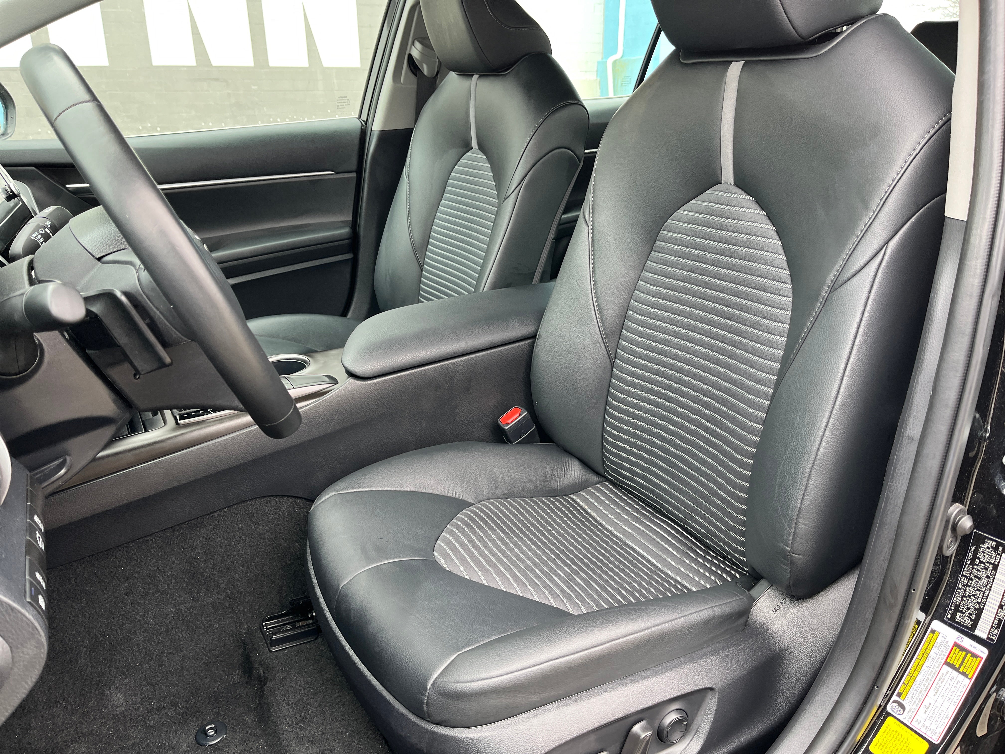 2024 Toyota Camry SE 2
