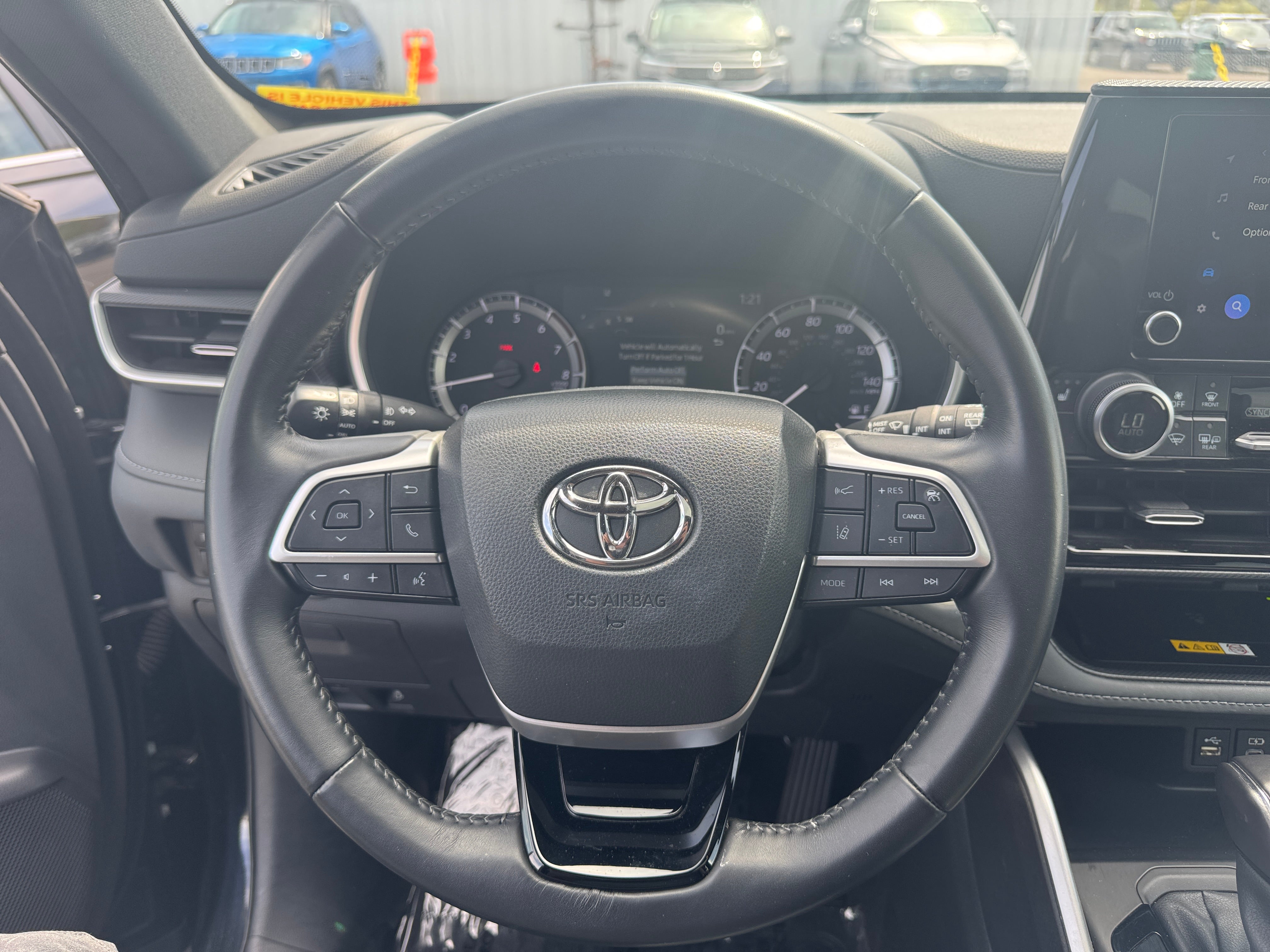 2024 Toyota Highlander XSE 5