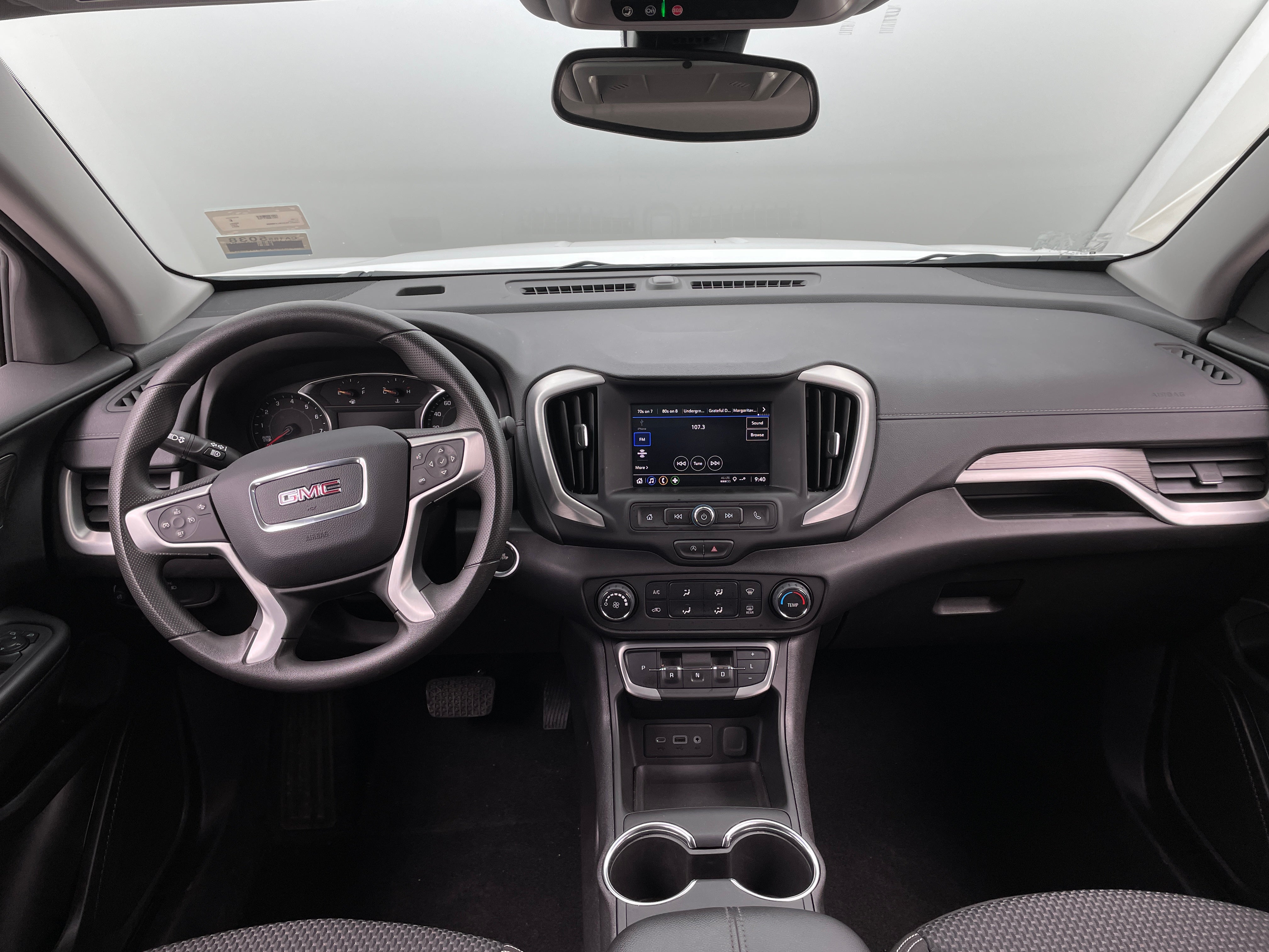 2024 GMC Terrain SLE 3