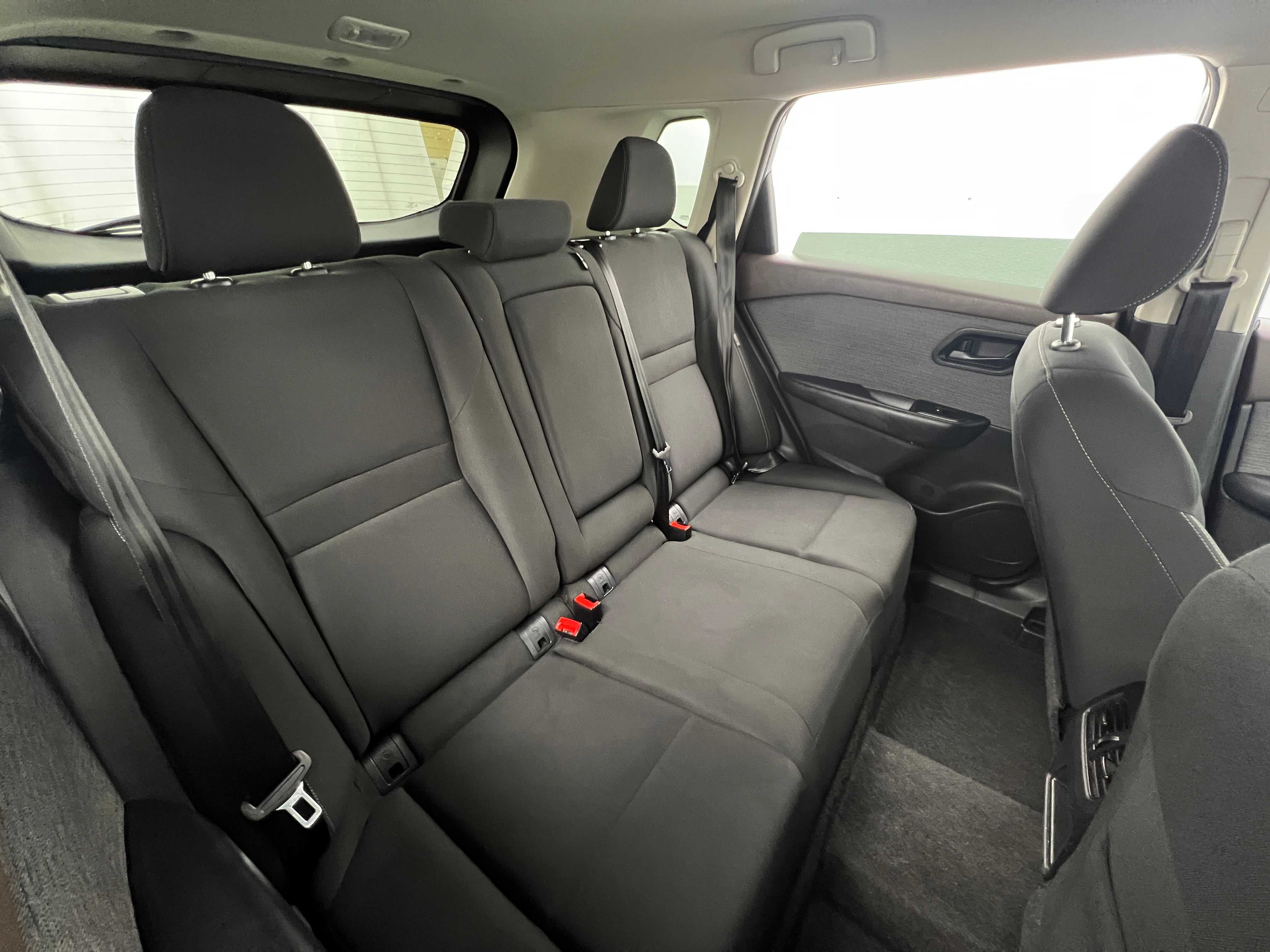 2023 Nissan Rogue S 6