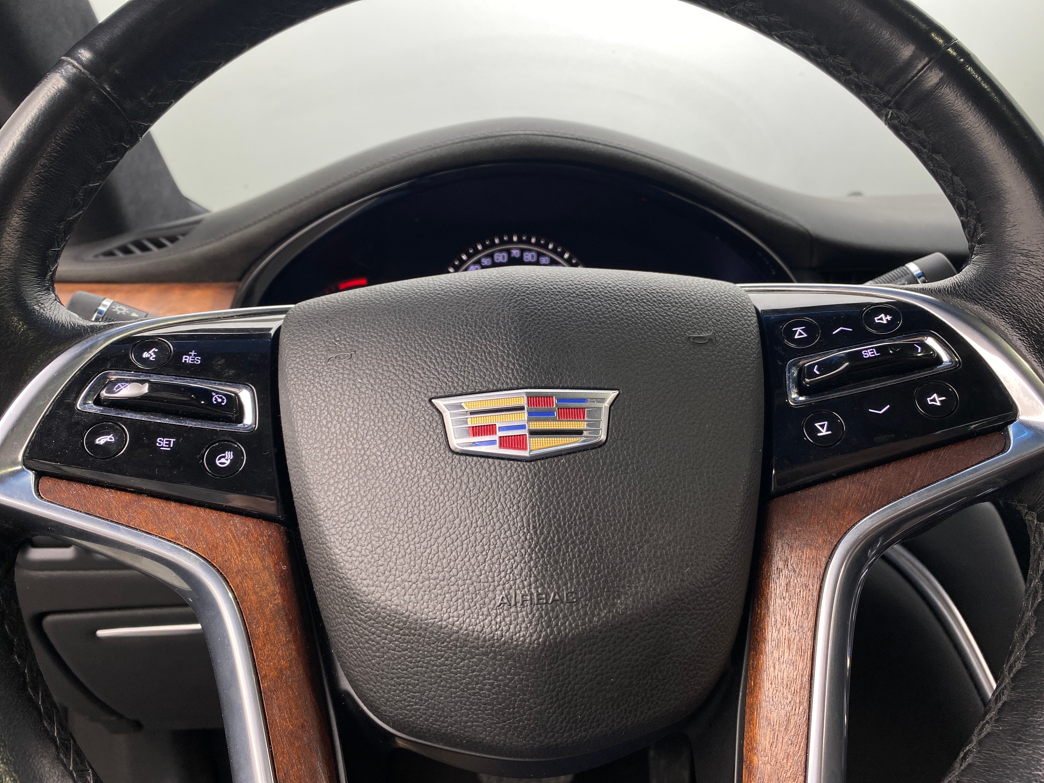 2017 Cadillac XTS Luxury 4