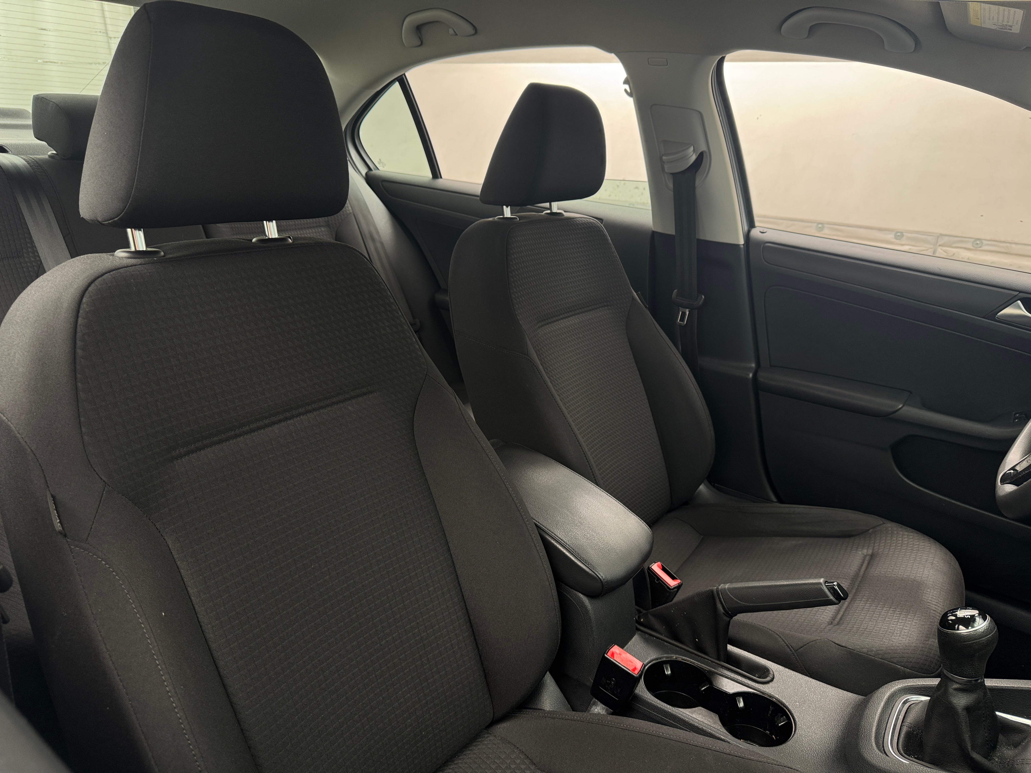 2016 Volkswagen Jetta S 2
