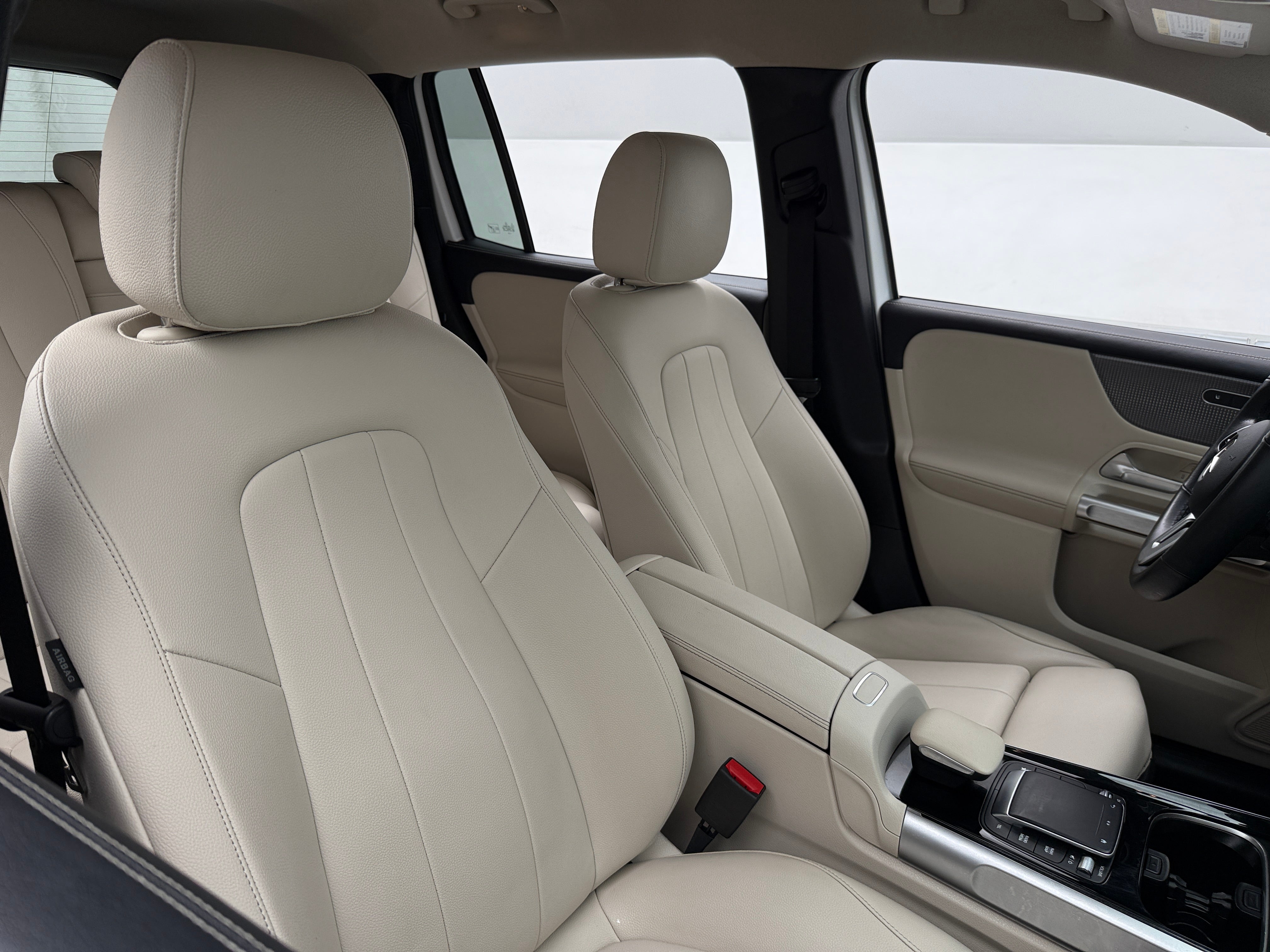 2022 Mercedes-Benz GLB 250 2