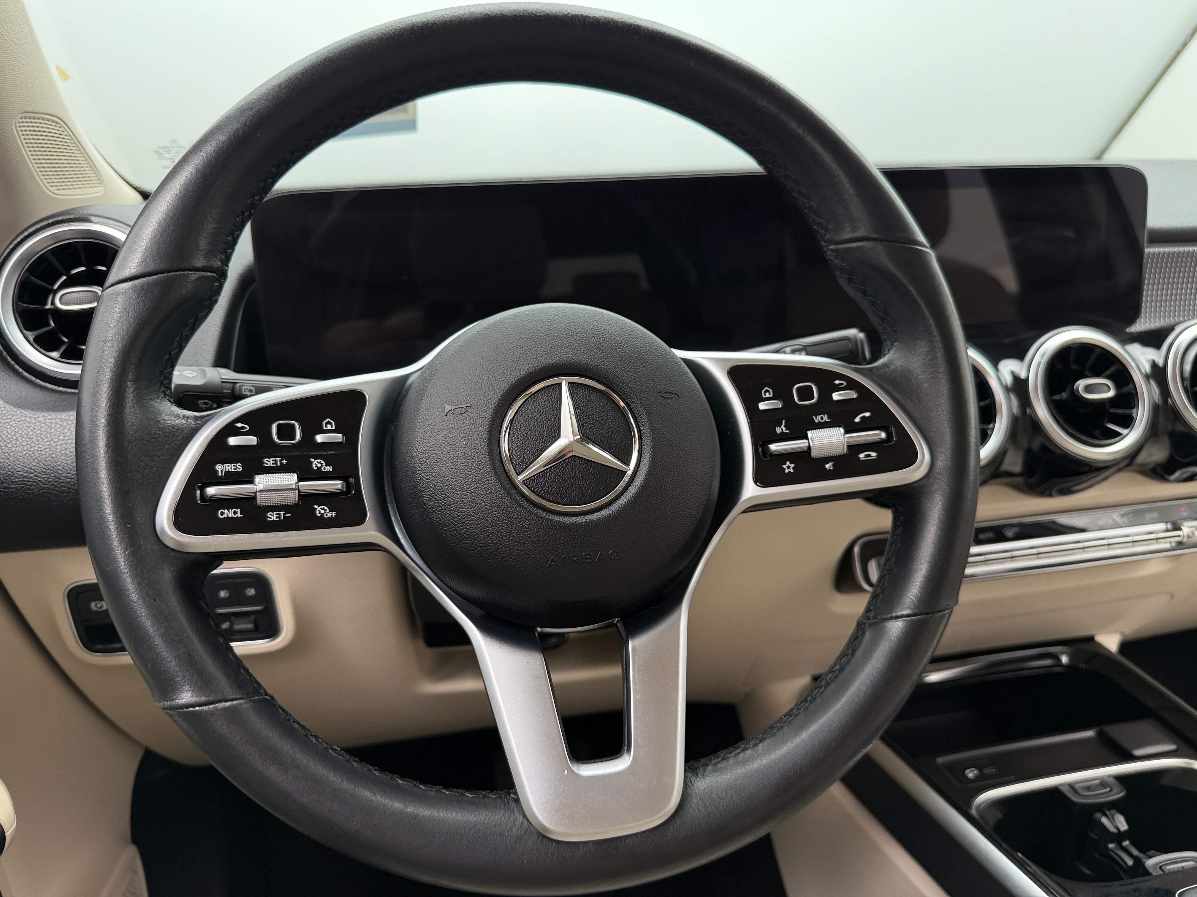 2022 Mercedes-Benz GLB 250 5