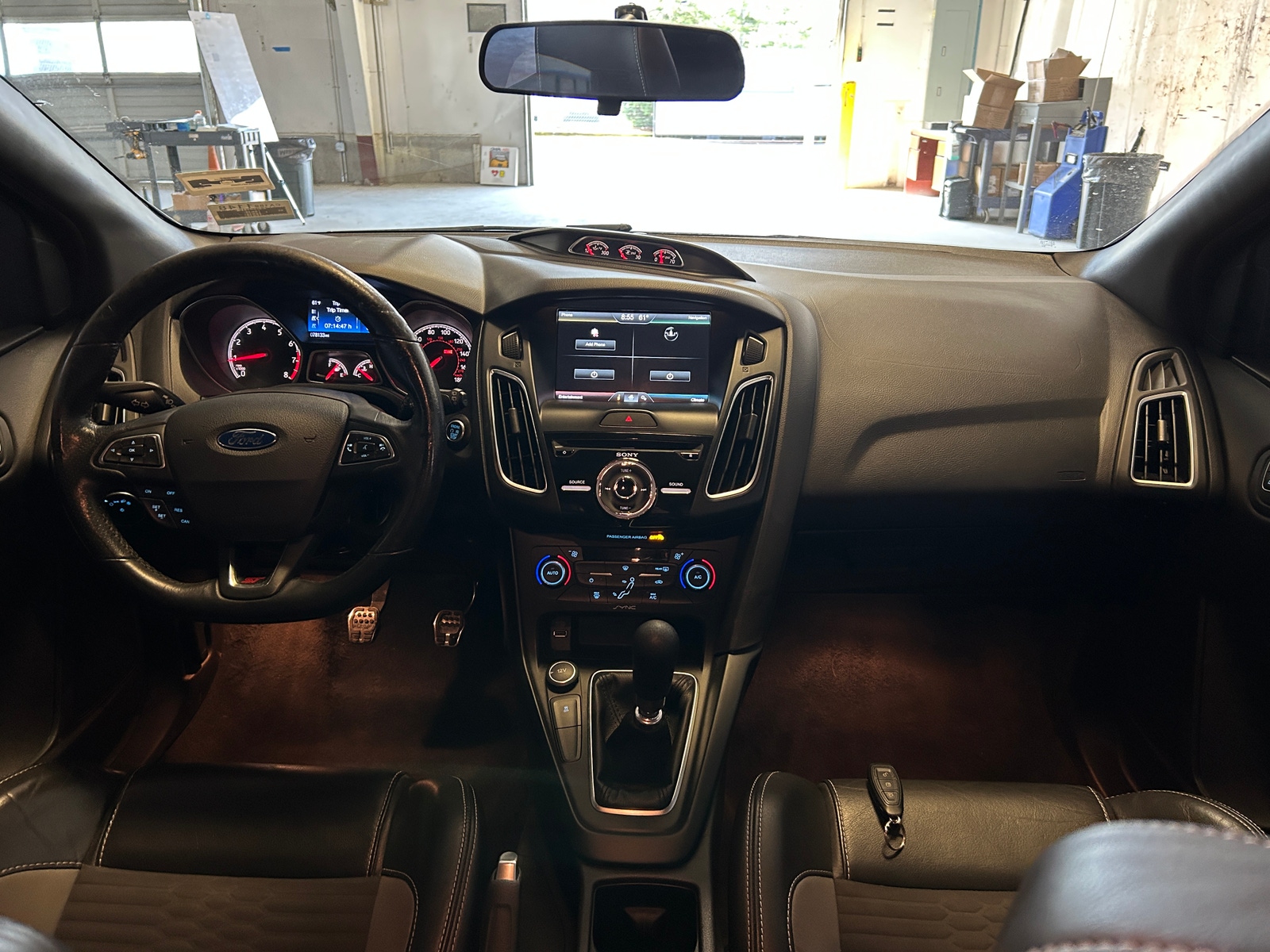 Thumbnail: 2015 Ford Focus - 3