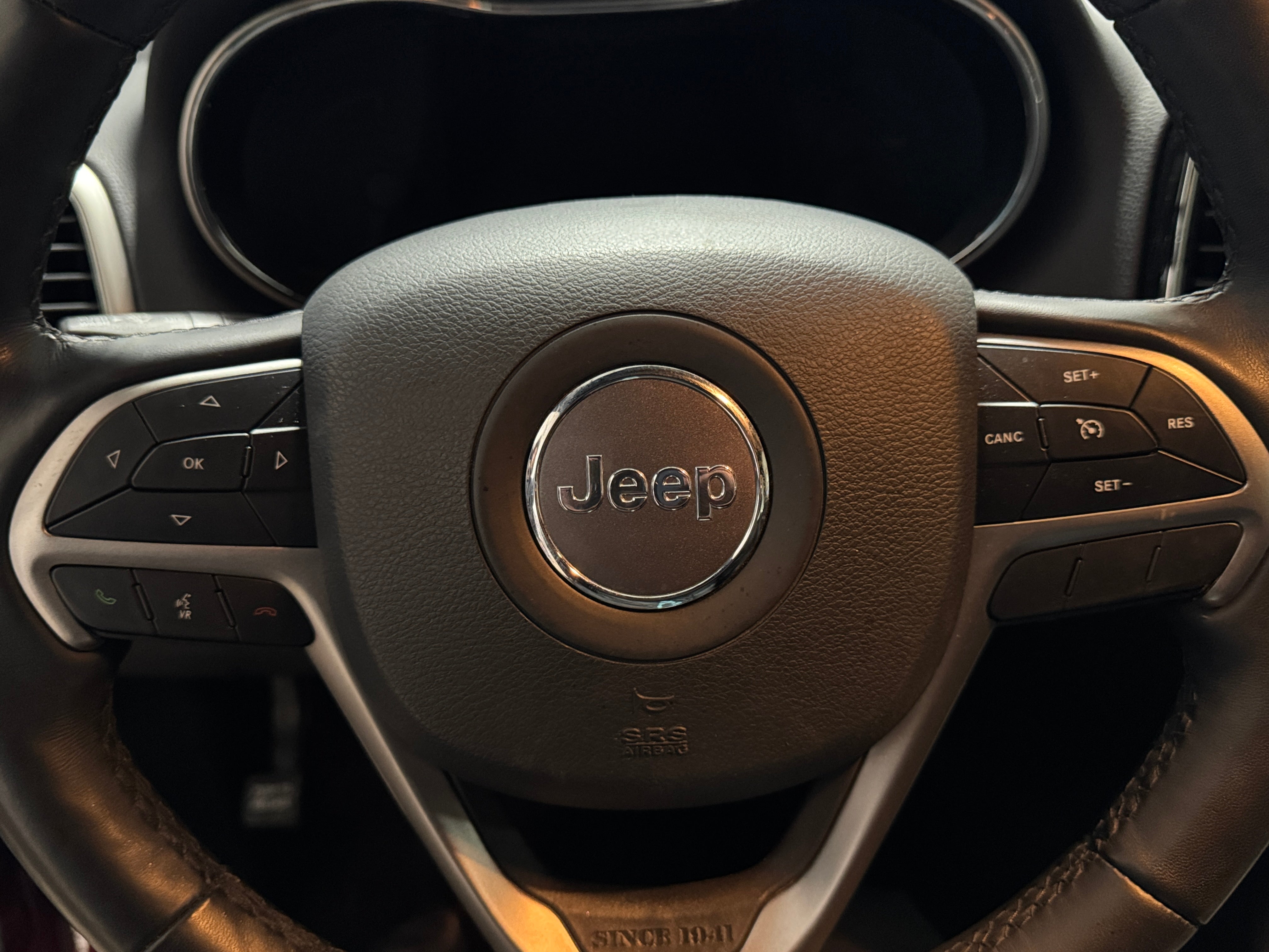 2022 Jeep Grand Cherokee Laredo 5