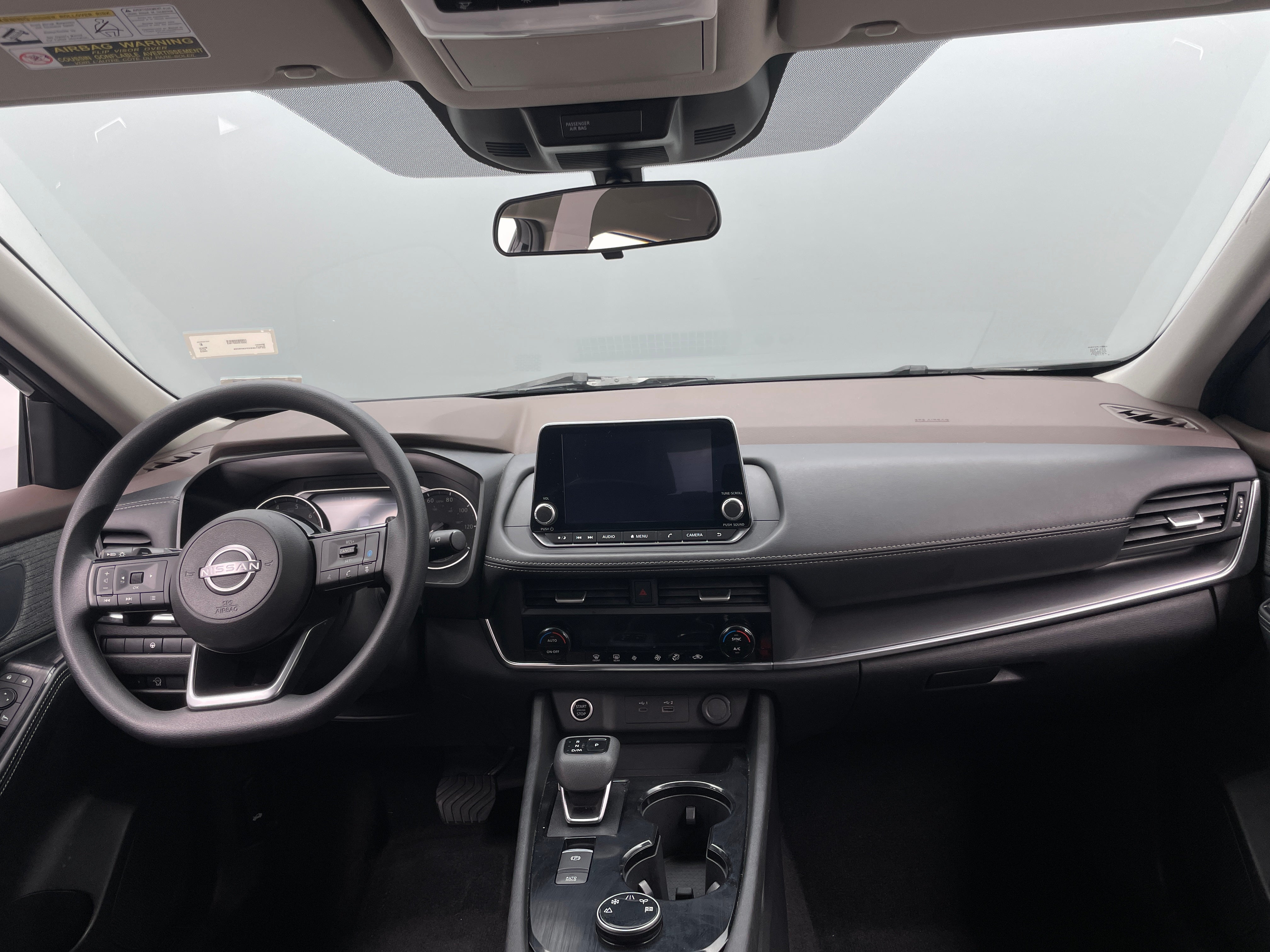 2023 Nissan Rogue SV 3