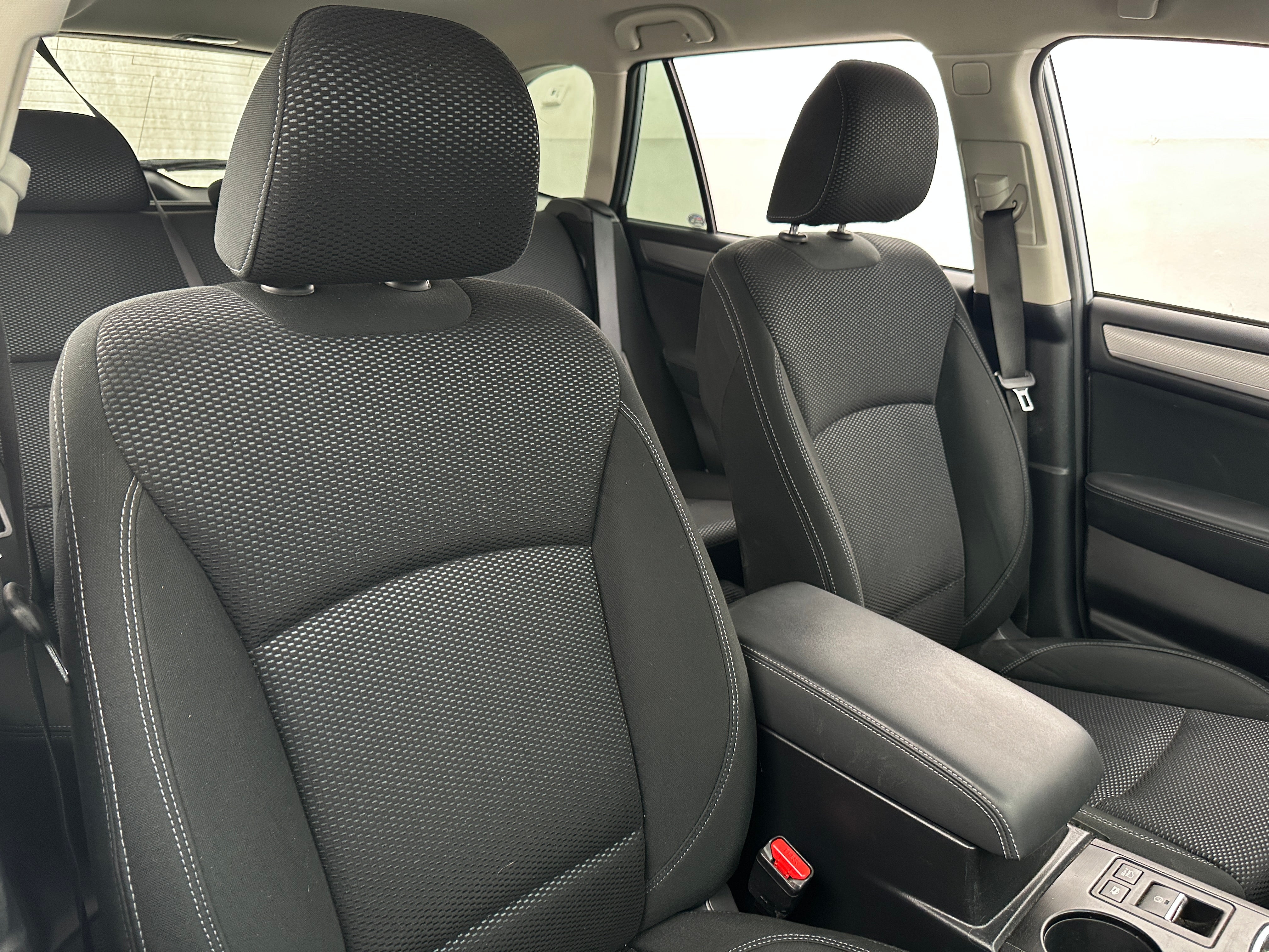 2018 Subaru Outback Premium 2