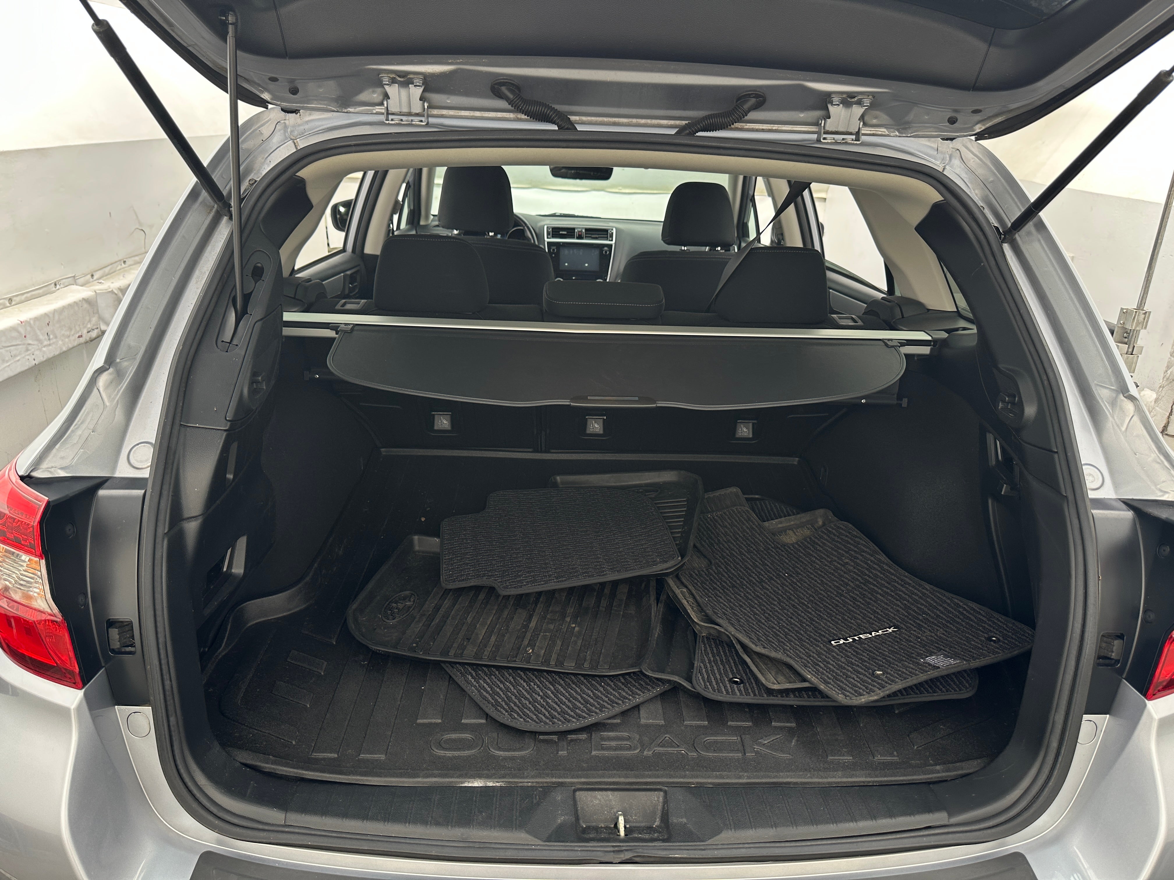 2018 Subaru Outback Premium 7