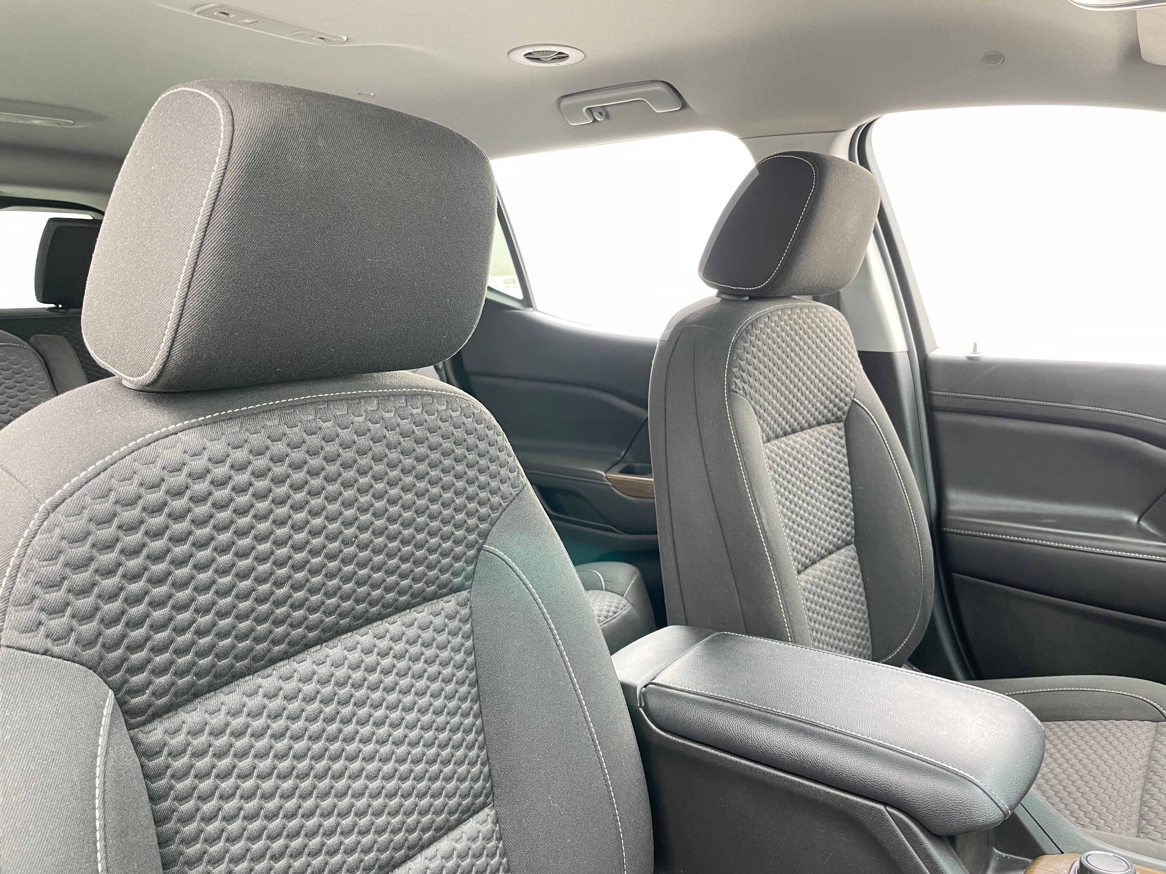 2019 GMC Acadia SLE 2