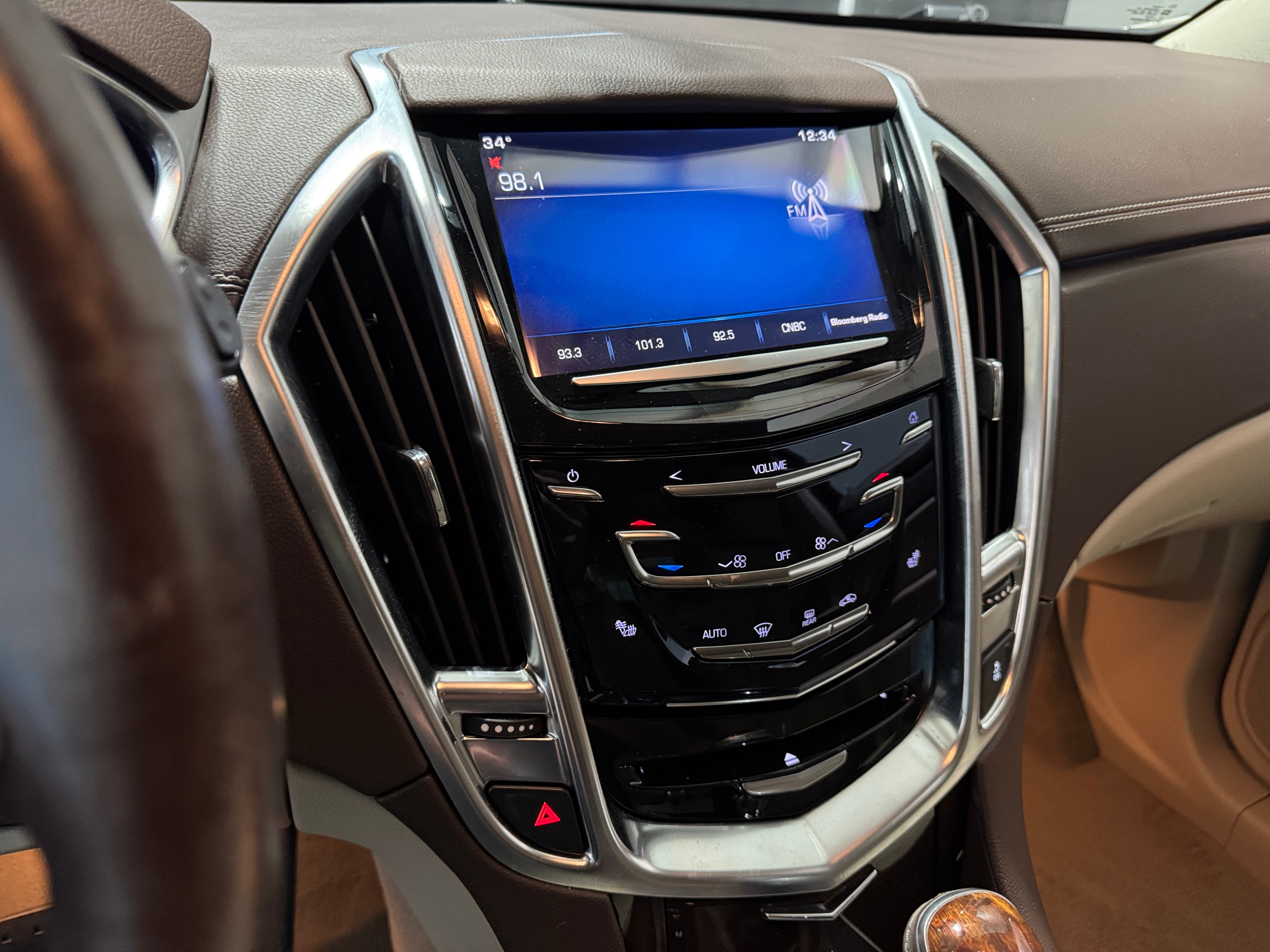 2015 Cadillac SRX Luxury 3
