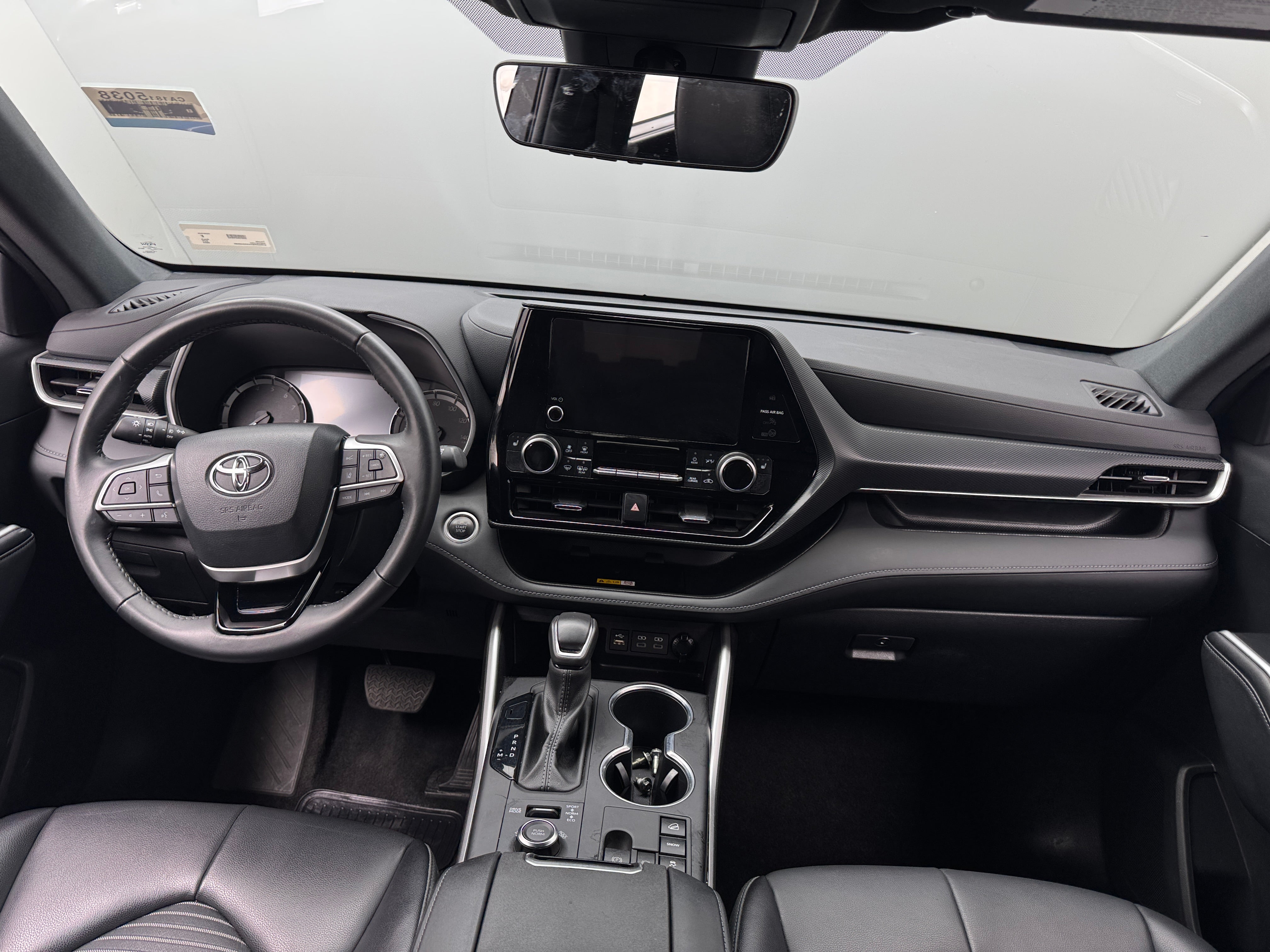 2024 Toyota Highlander XSE 2