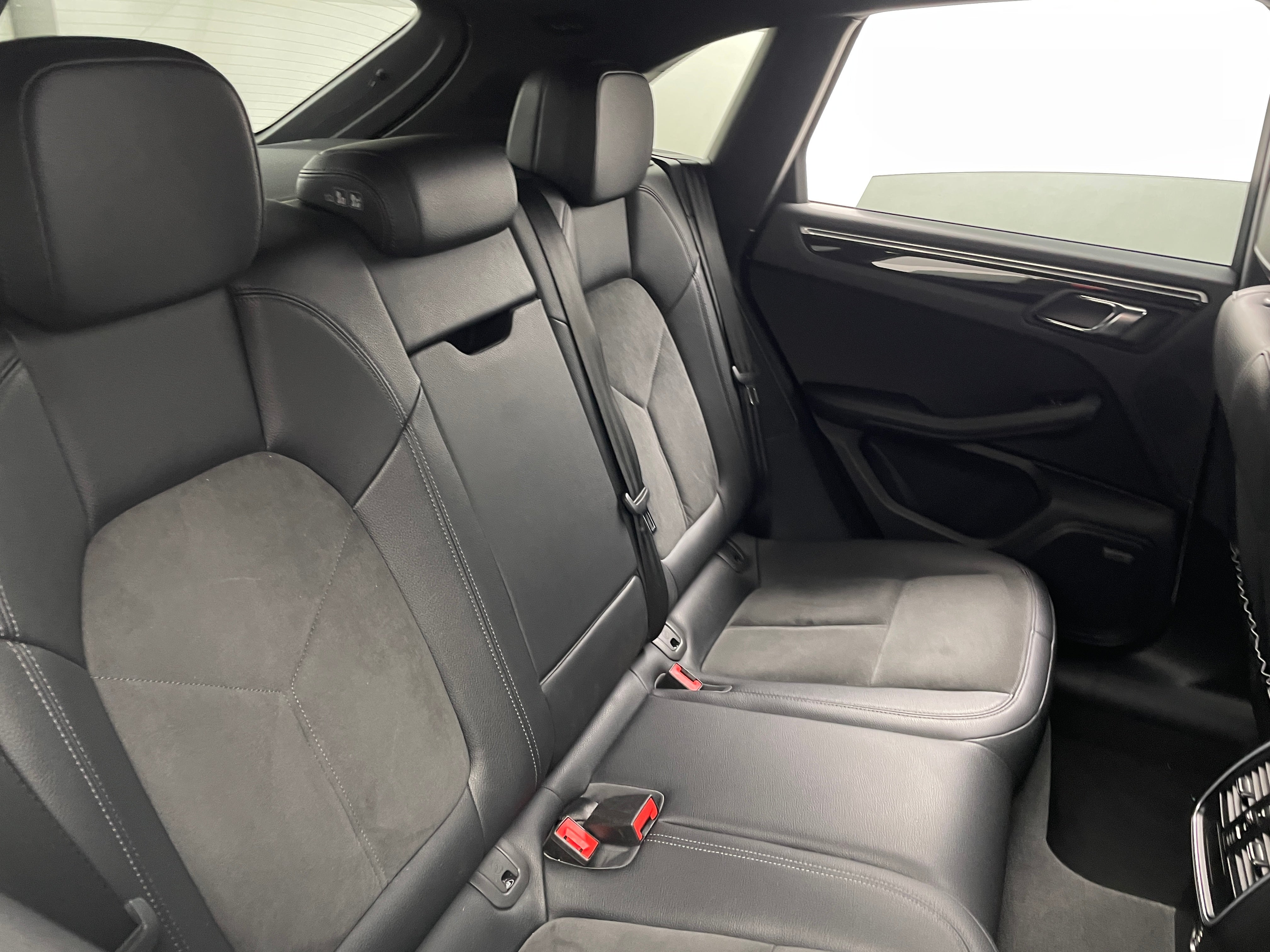 2017 Porsche Macan S 5