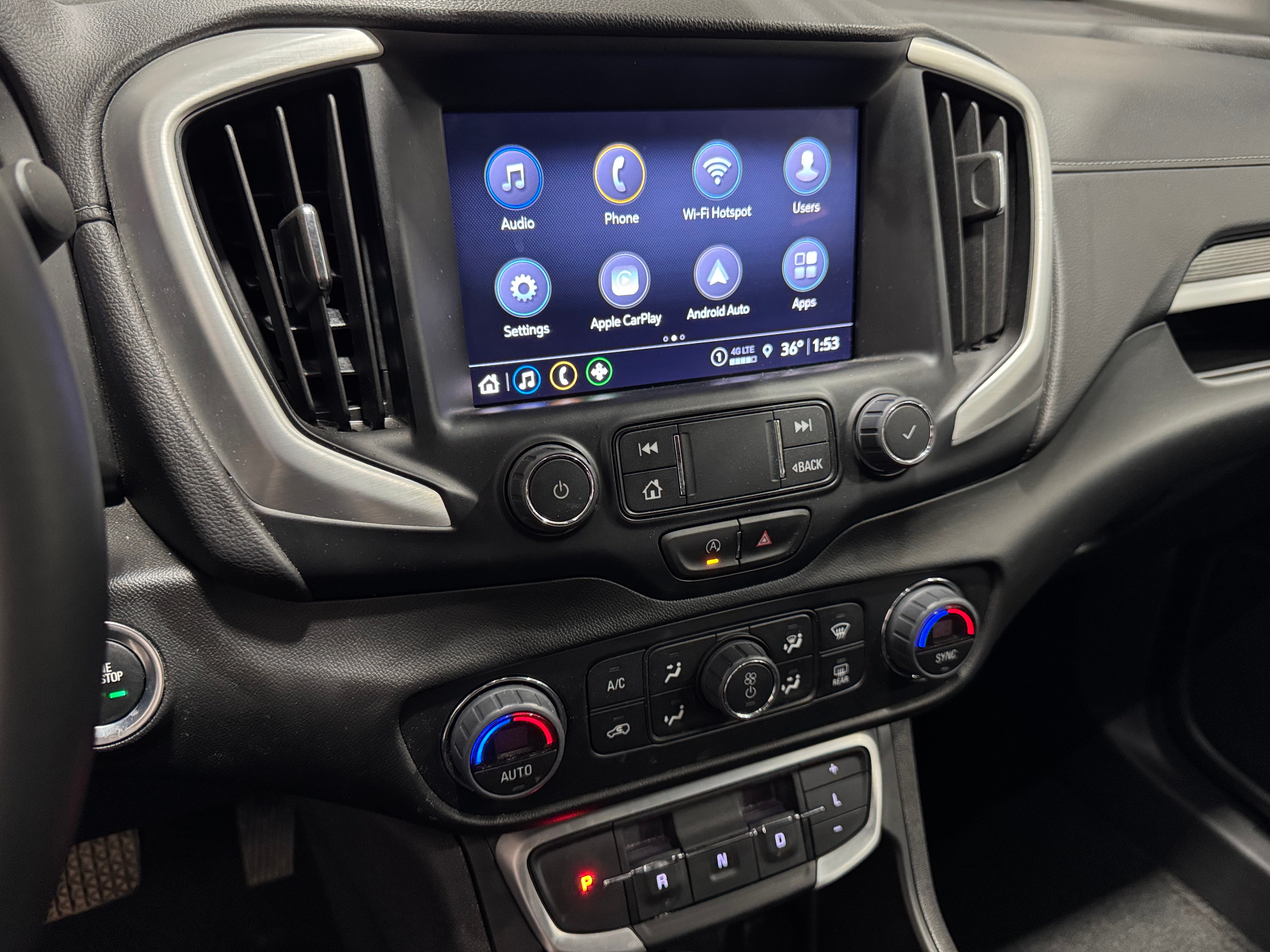 2024 GMC Terrain SLT 3